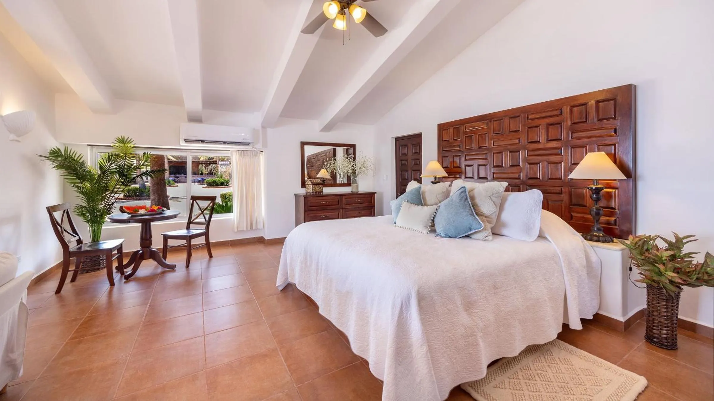 Bed in Rancho Las Cruces