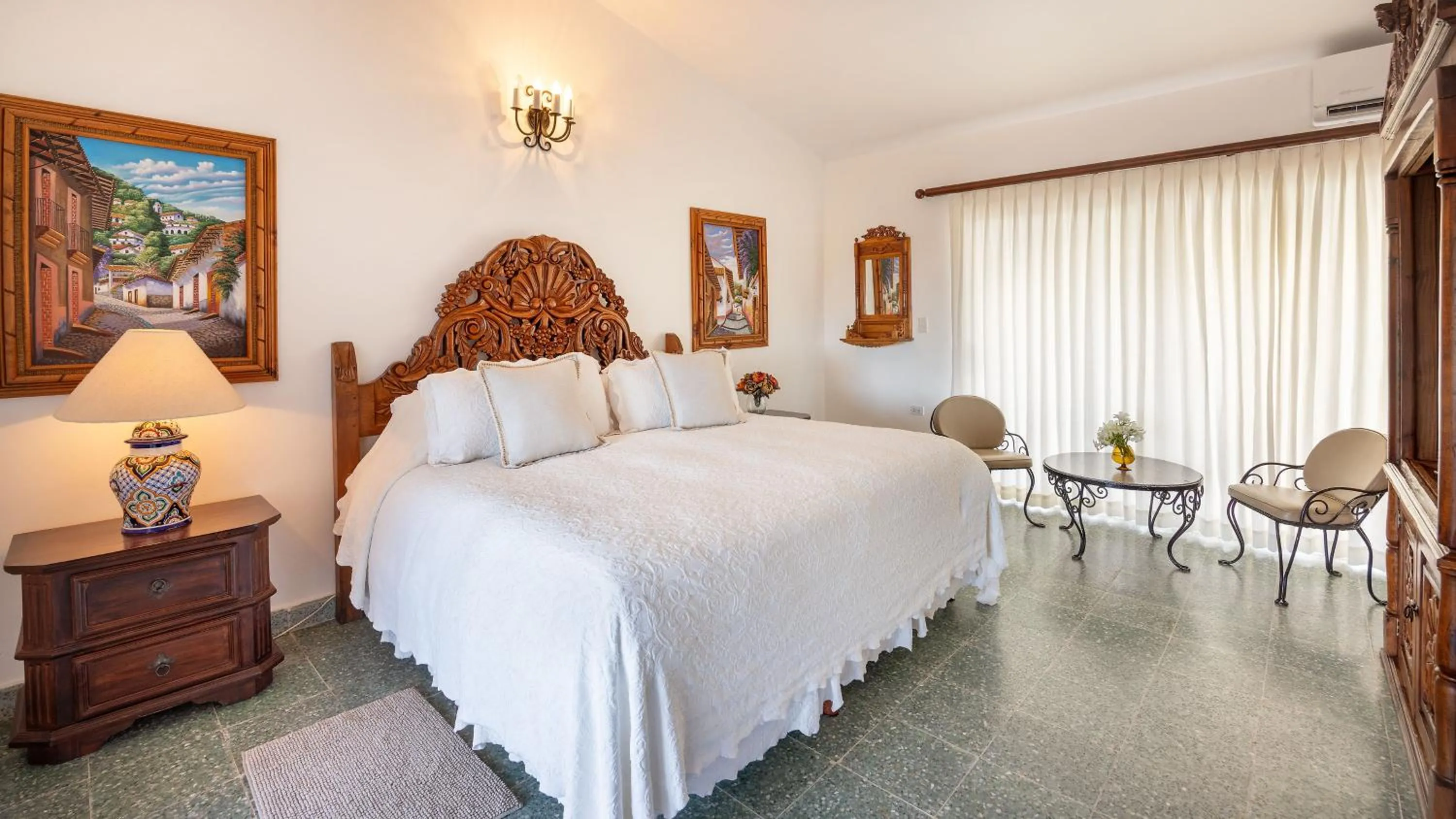 Bed in Rancho Las Cruces