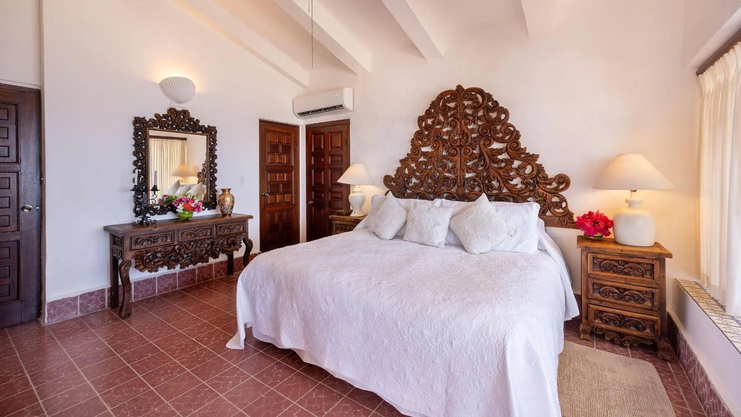 Bed in Rancho Las Cruces