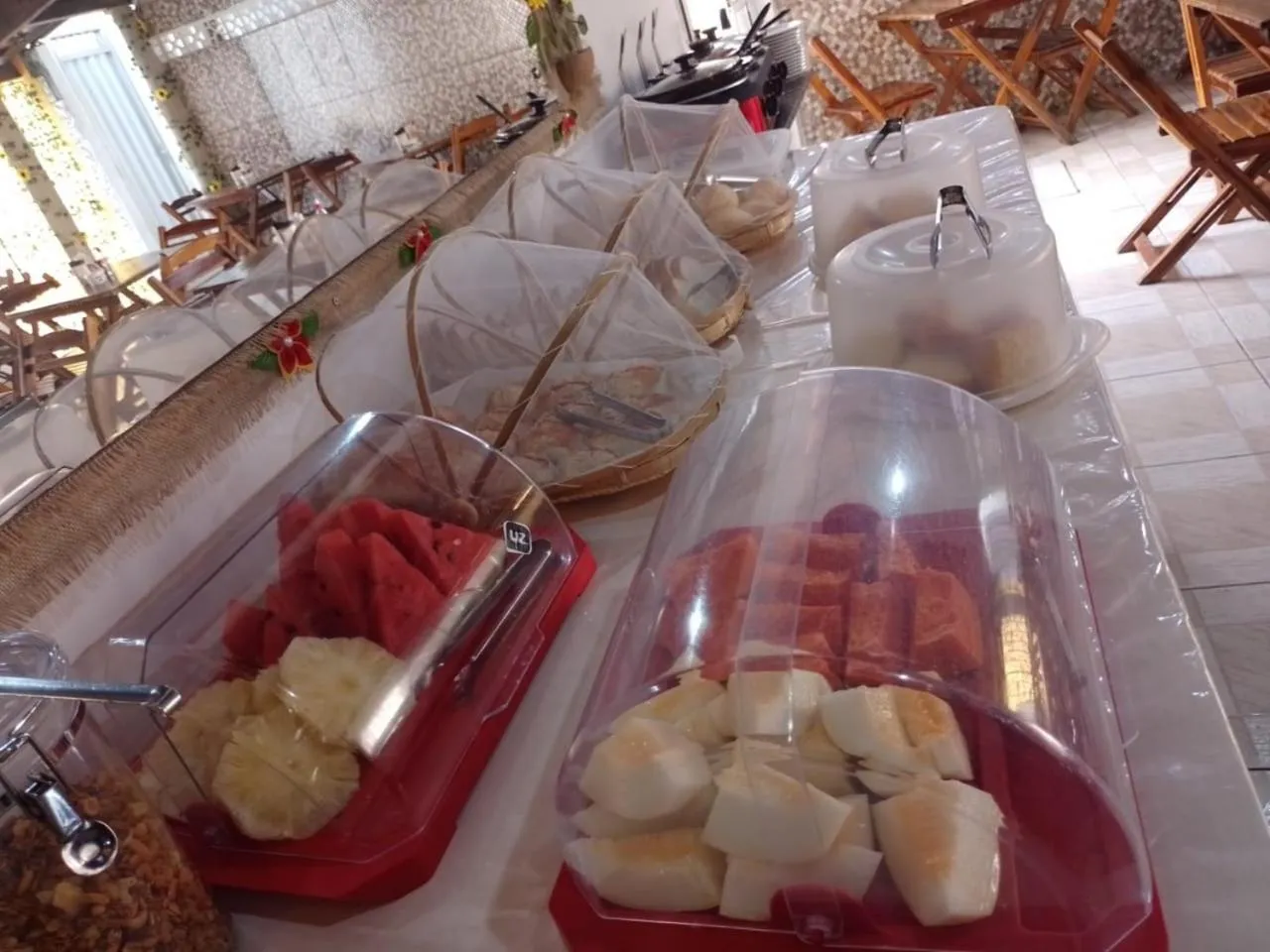 Buffet breakfast in Suítes São Francisco