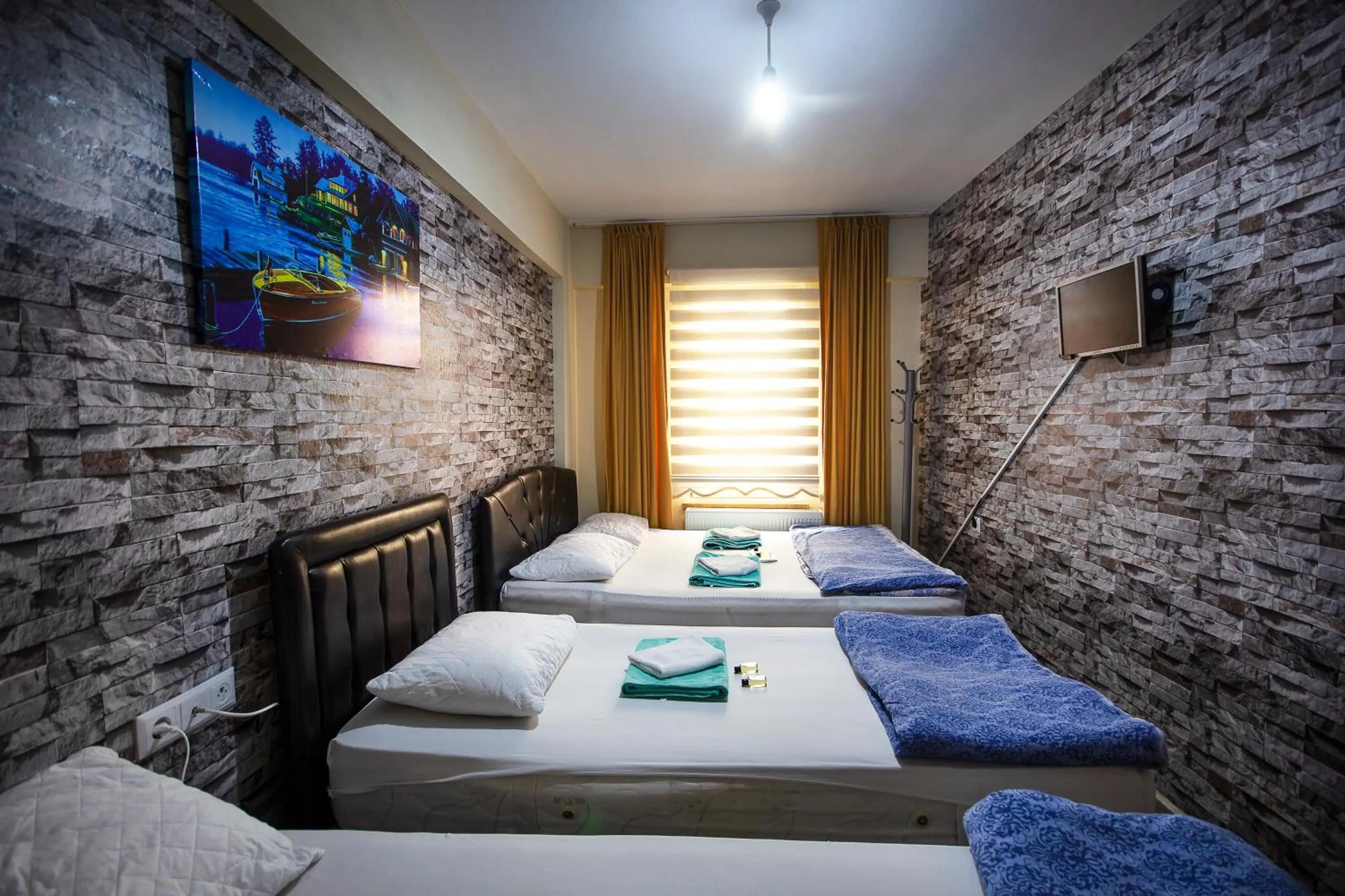 TV and multimedia in 22 OTEL