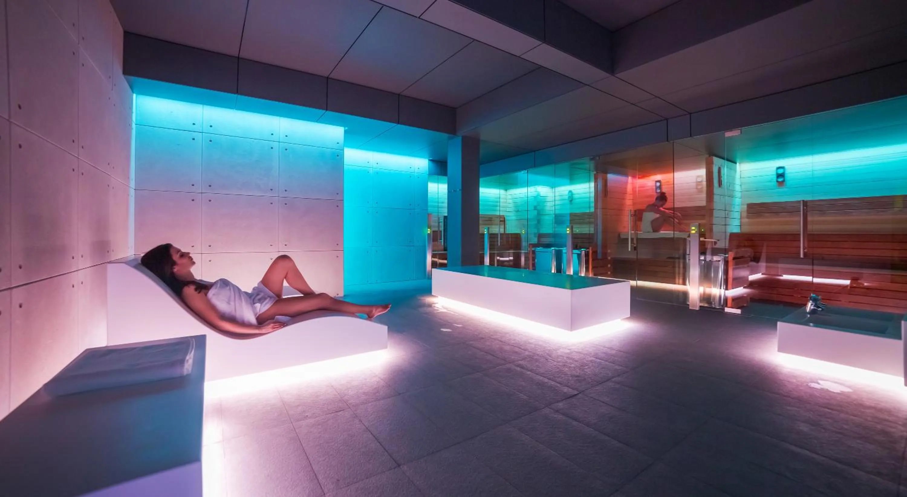 Steam room in Lemon Resort Spa