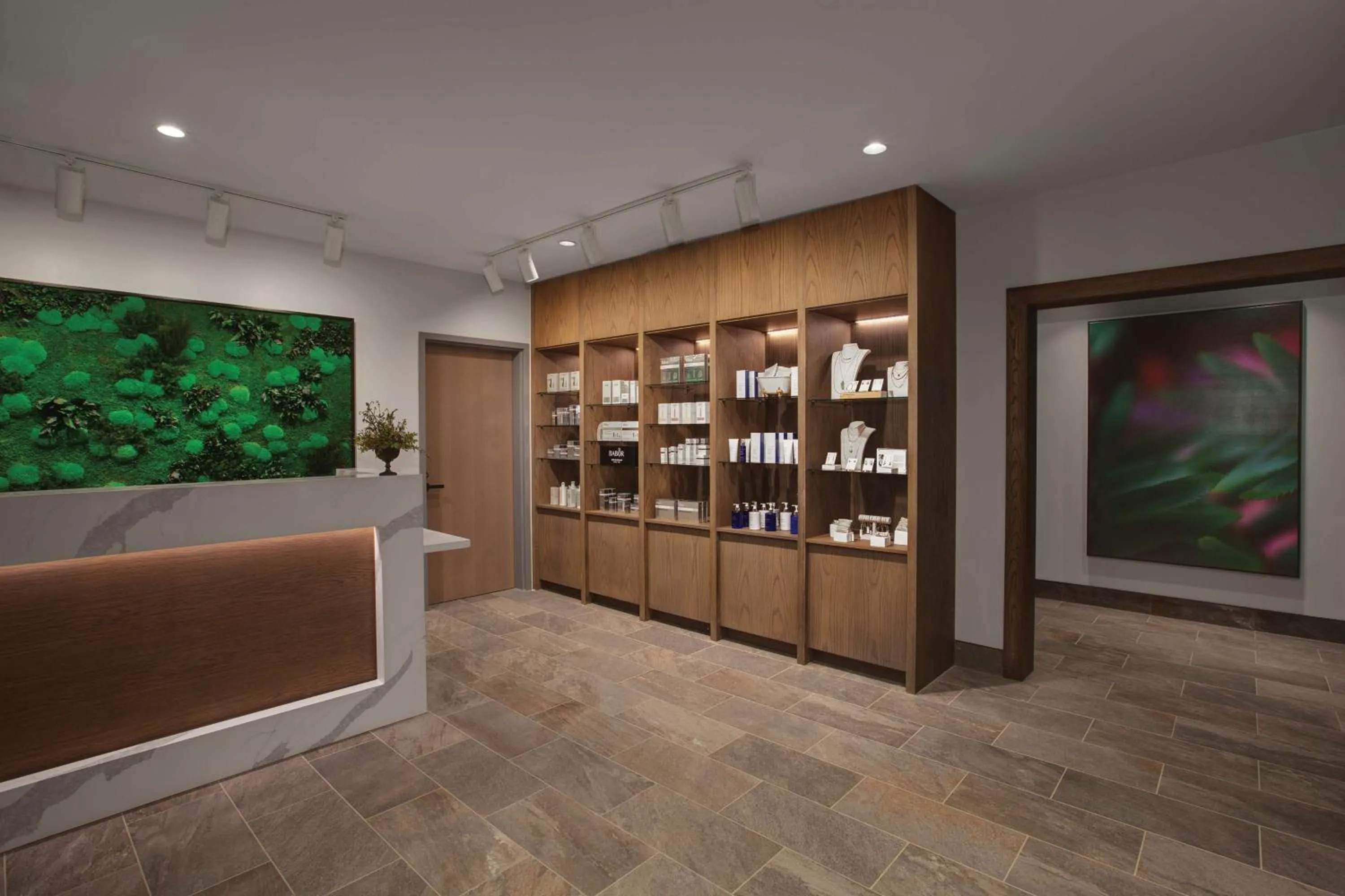 Spa and wellness centre/facilities in Cloudland at McLemore Resort Lookout Mountain, Curio by Hilton