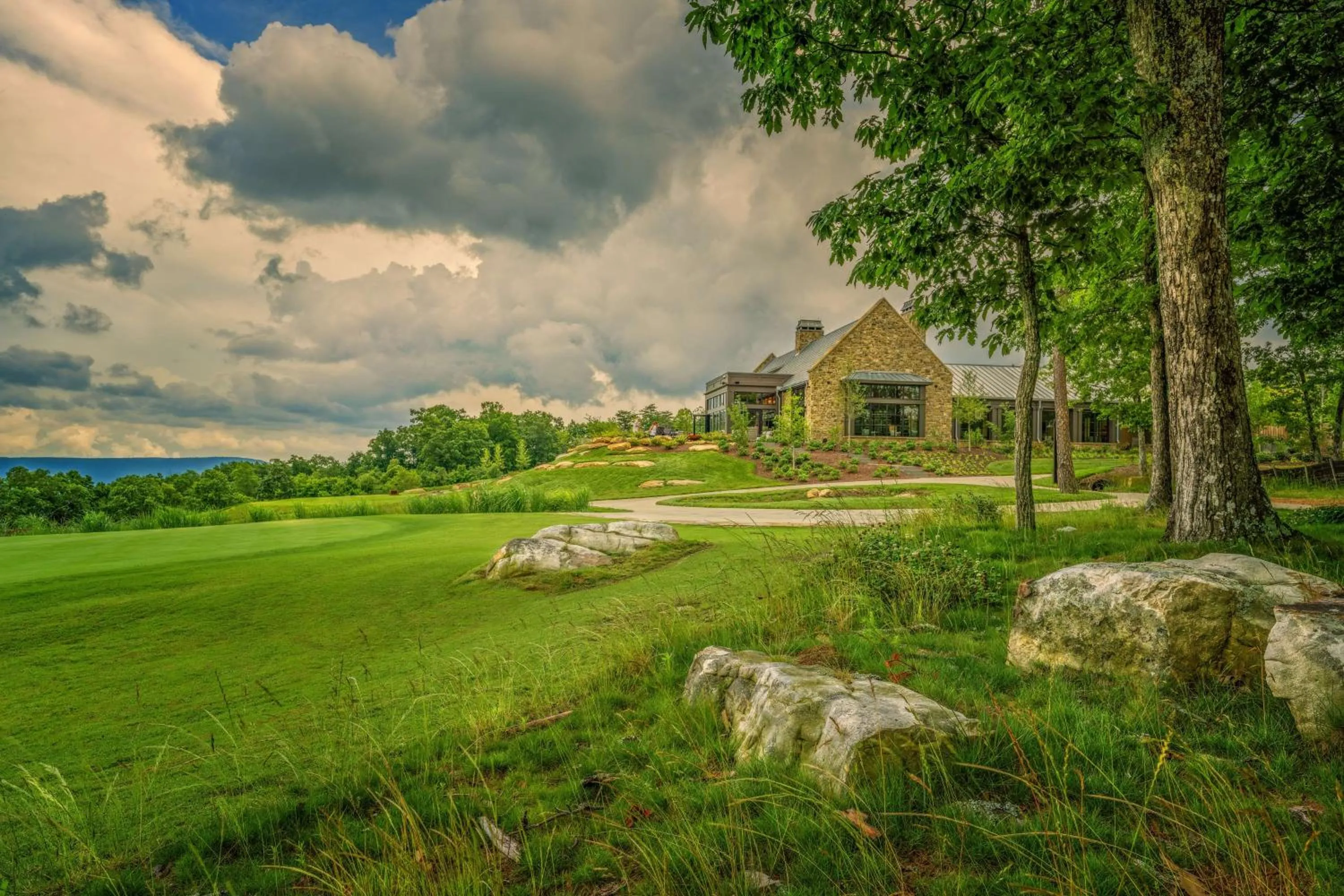 Golfcourse in Cloudland at McLemore Resort Lookout Mountain, Curio by Hilton