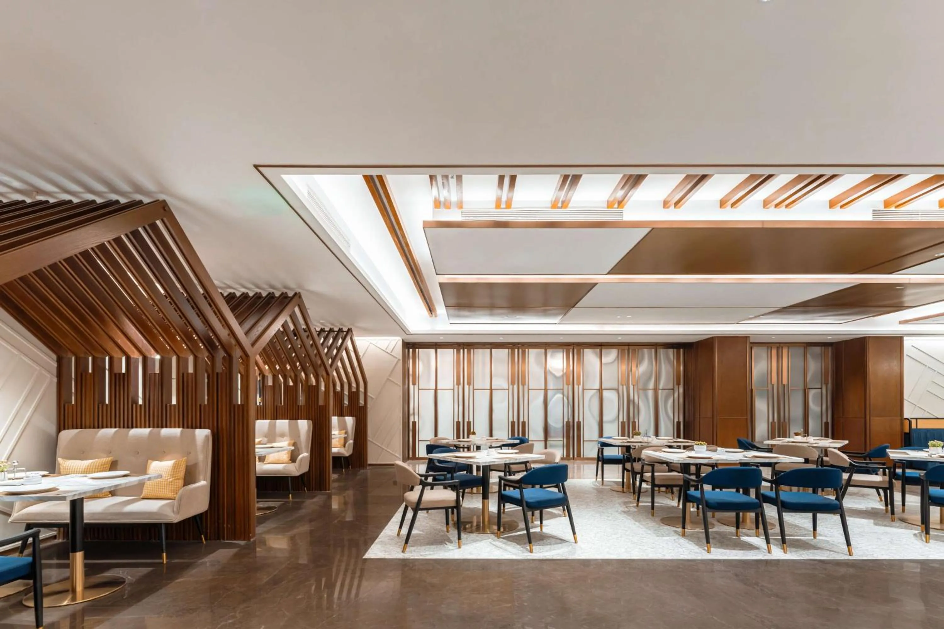 Restaurant/places to eat in Hilton Garden Inn Huzhou High-Speed Railway Station