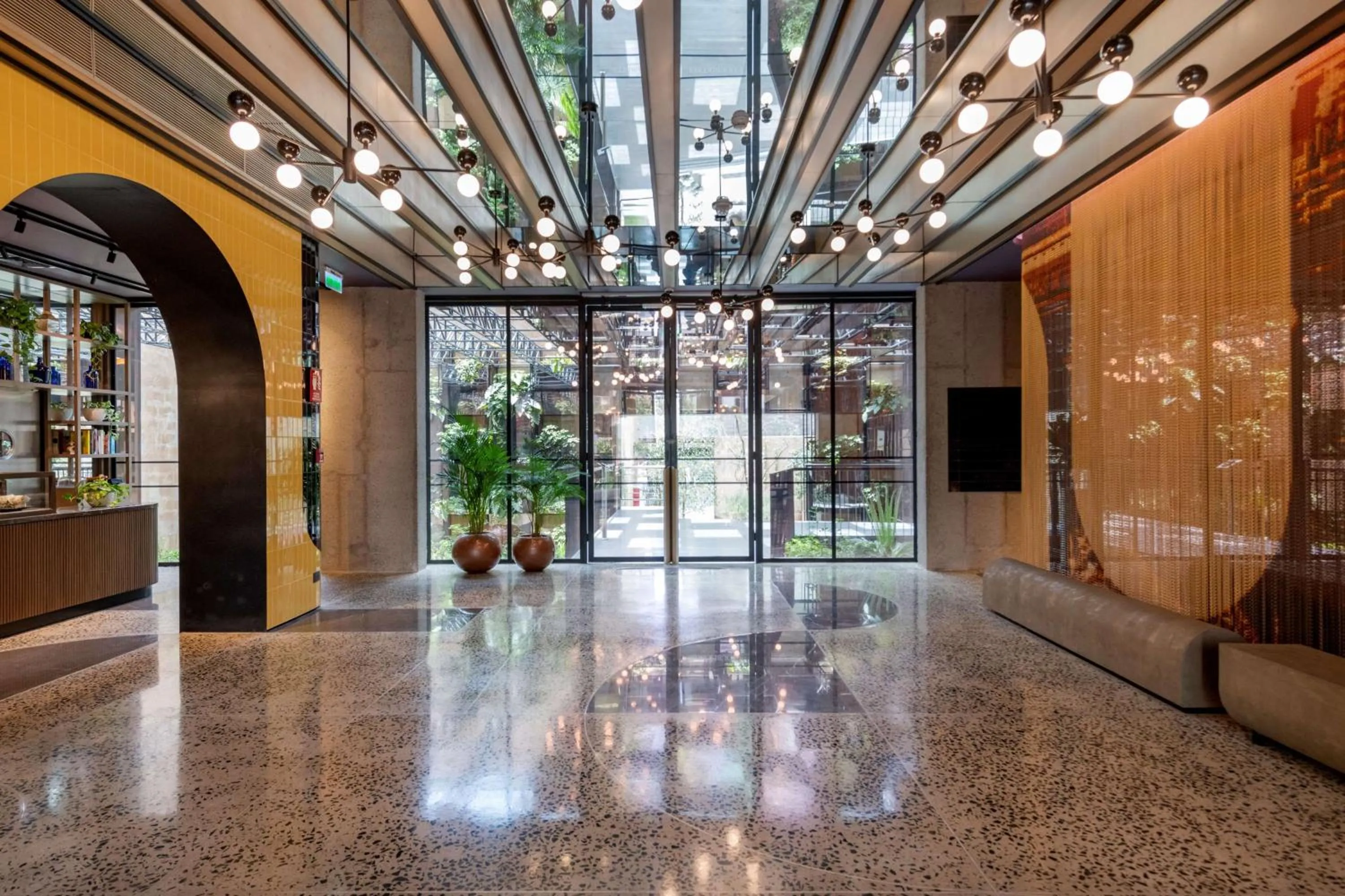 Lobby or reception in Doubletree By Hilton Lima San Isidro