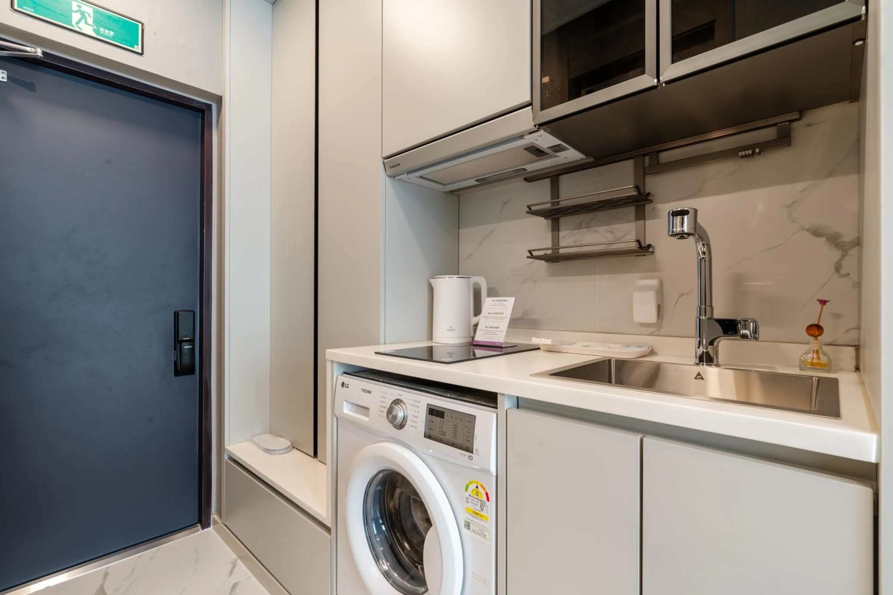 Kitchen or kitchenette in Radiant Nampo Hotel