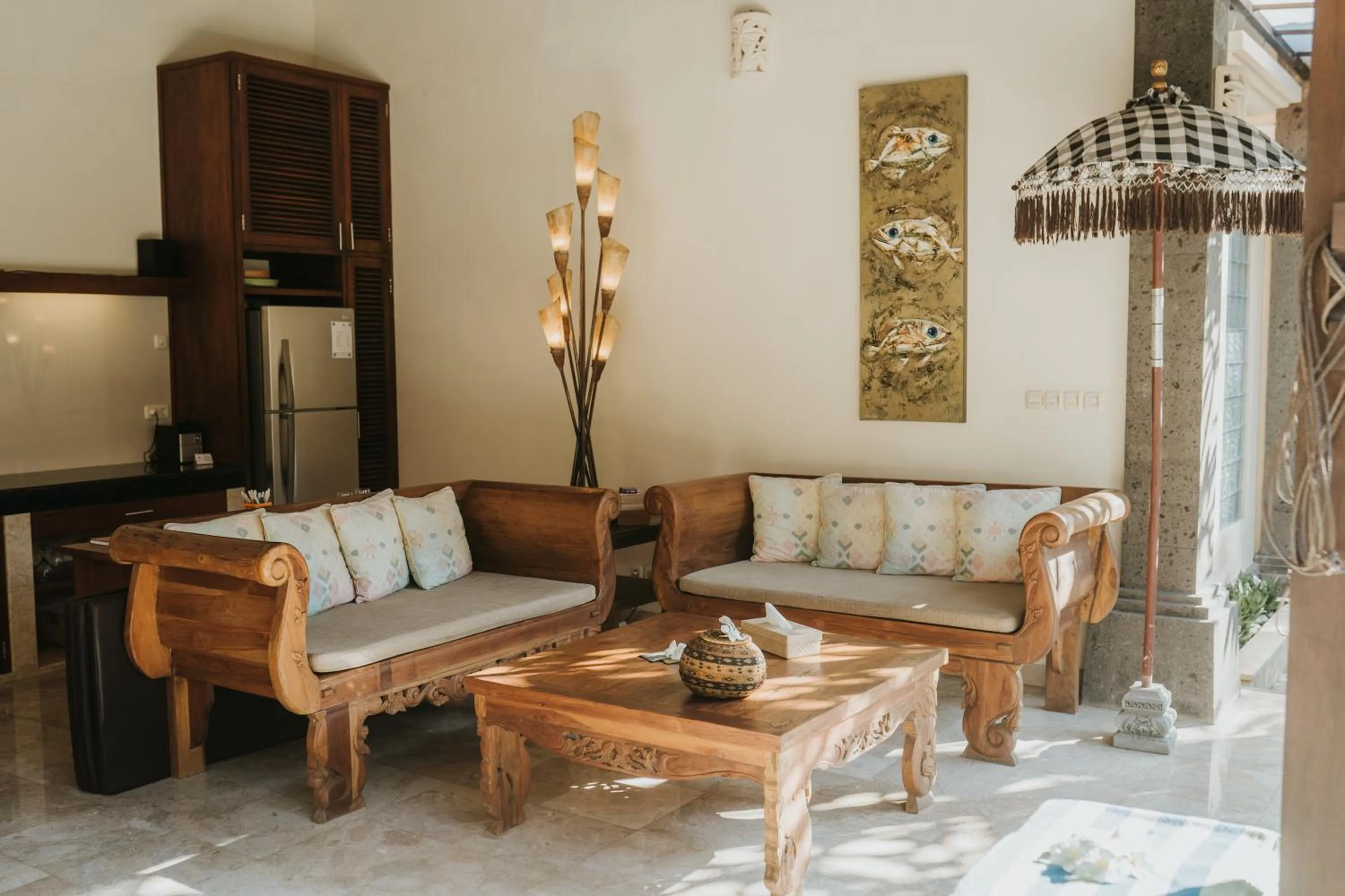 Living room in ALOKA BAHARI Villas