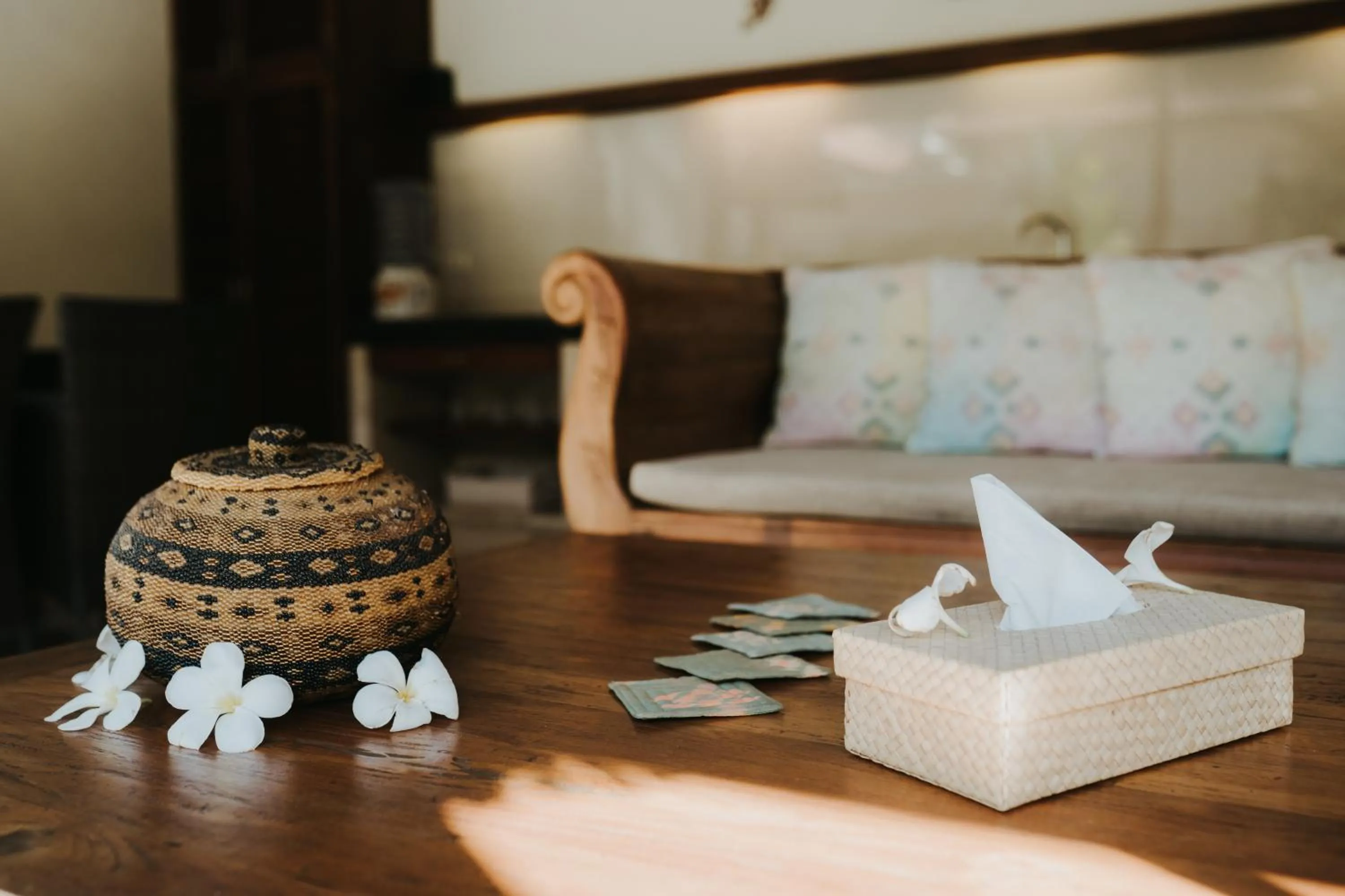 Living room in ALOKA BAHARI Villas