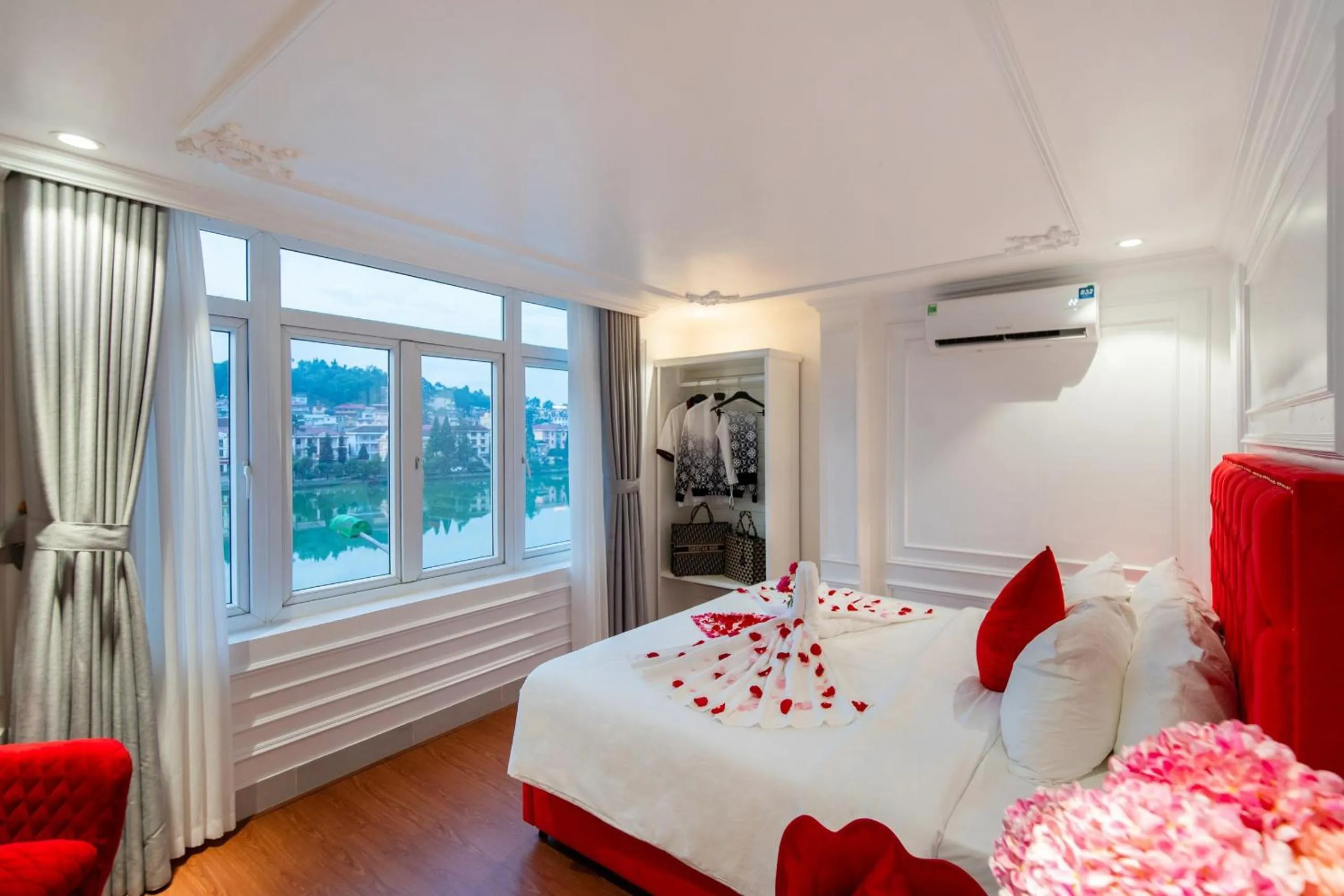 Bedroom in Diamond Hotel Sapa