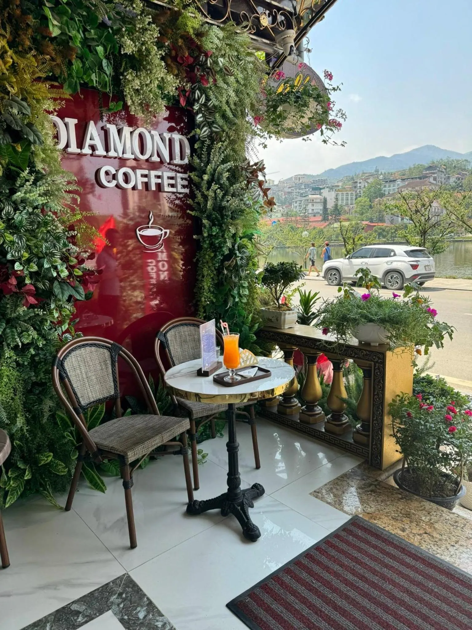Seating area in Diamond Hotel Sapa