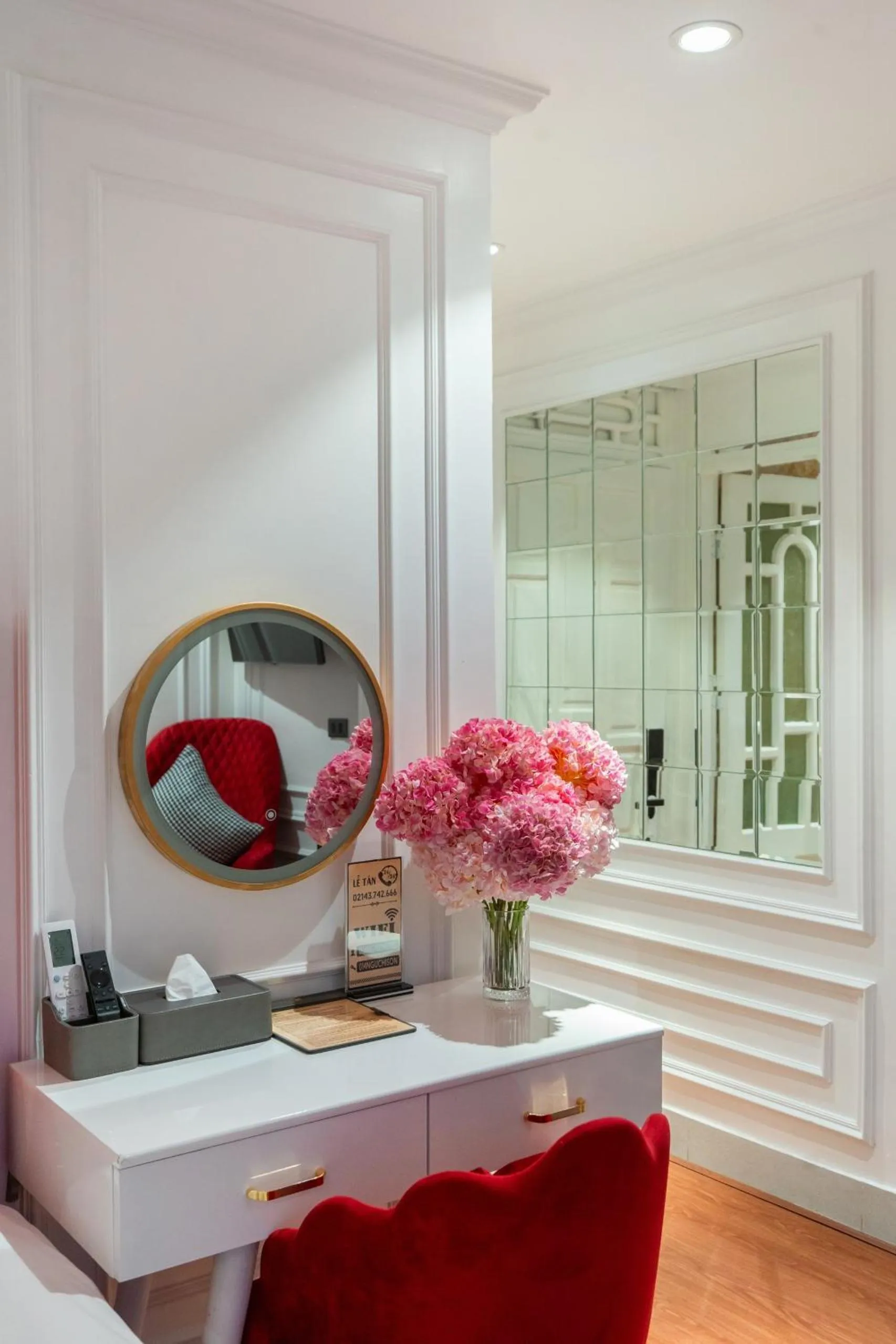 furniture in Diamond Hotel Sapa