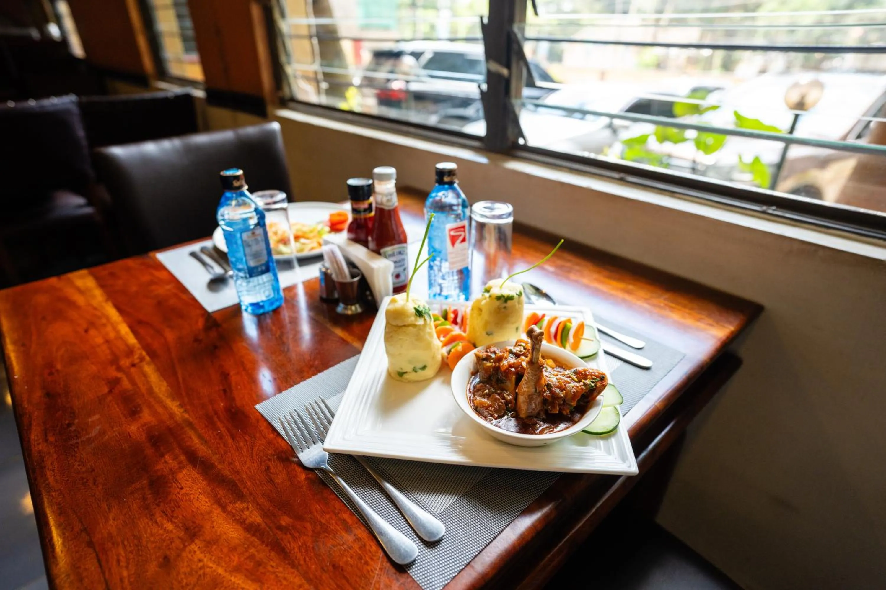 Restaurant/places to eat in Hadassah Hotel