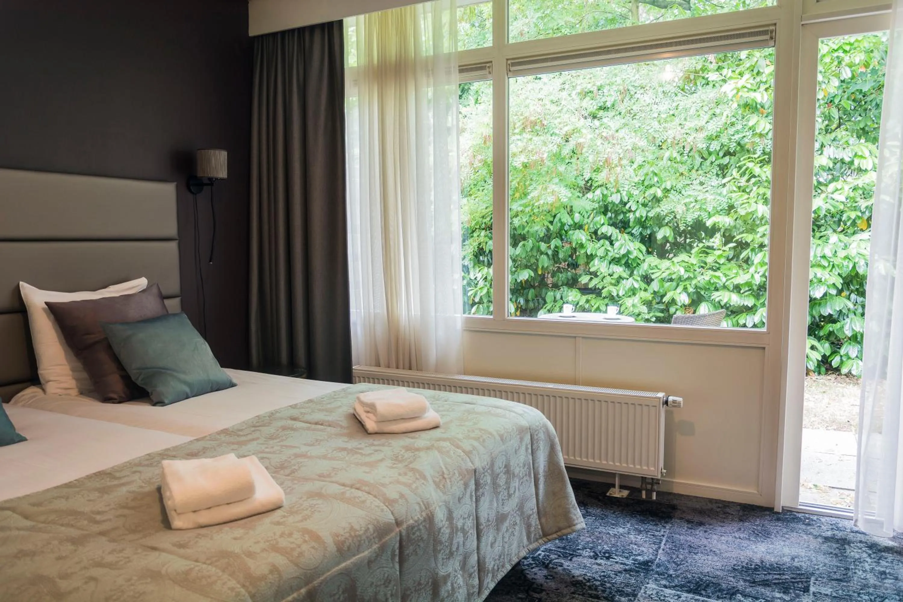 Bedroom, Bed in Hotel & Restaurant Wildthout