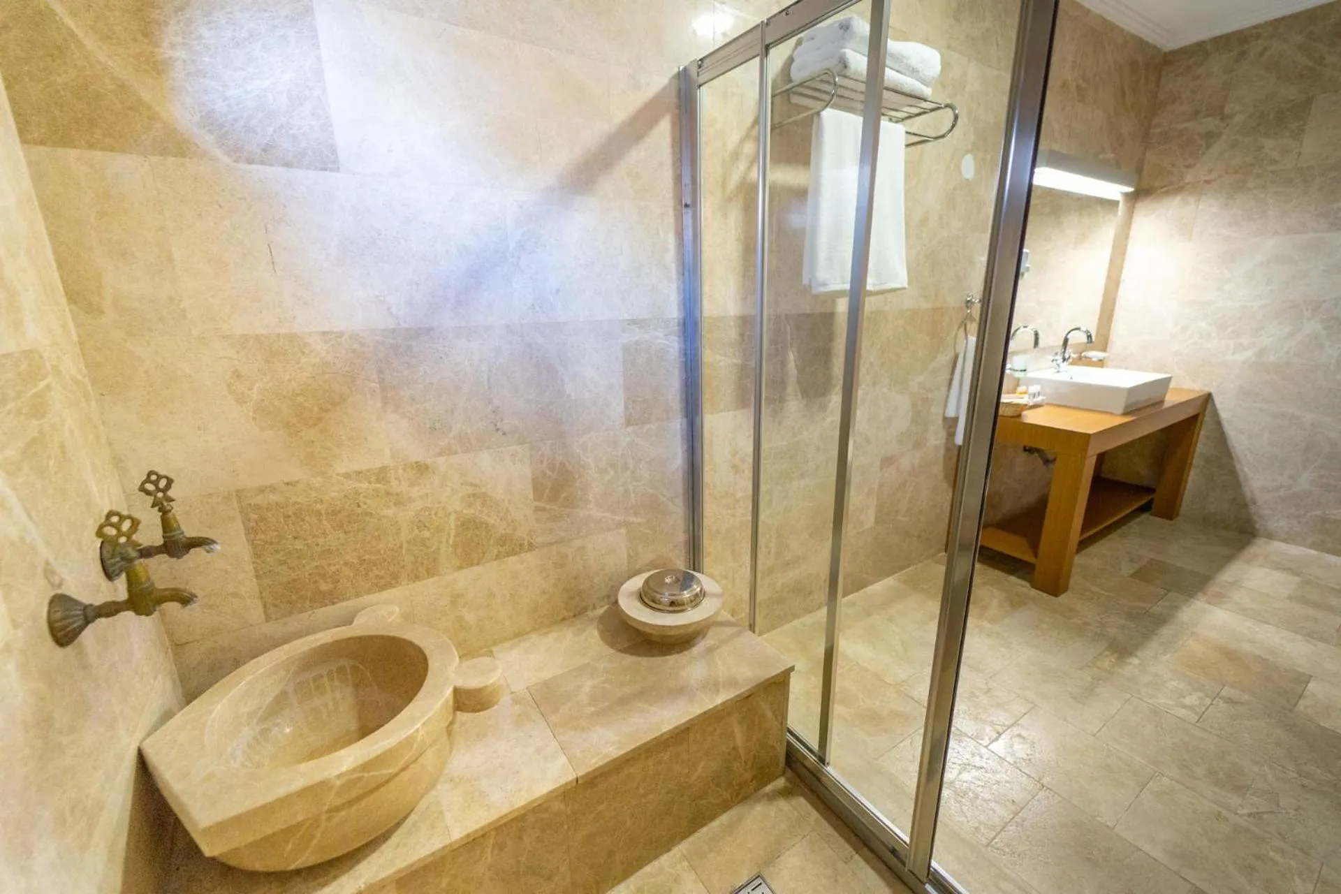 Bathroom in İskelem Otel