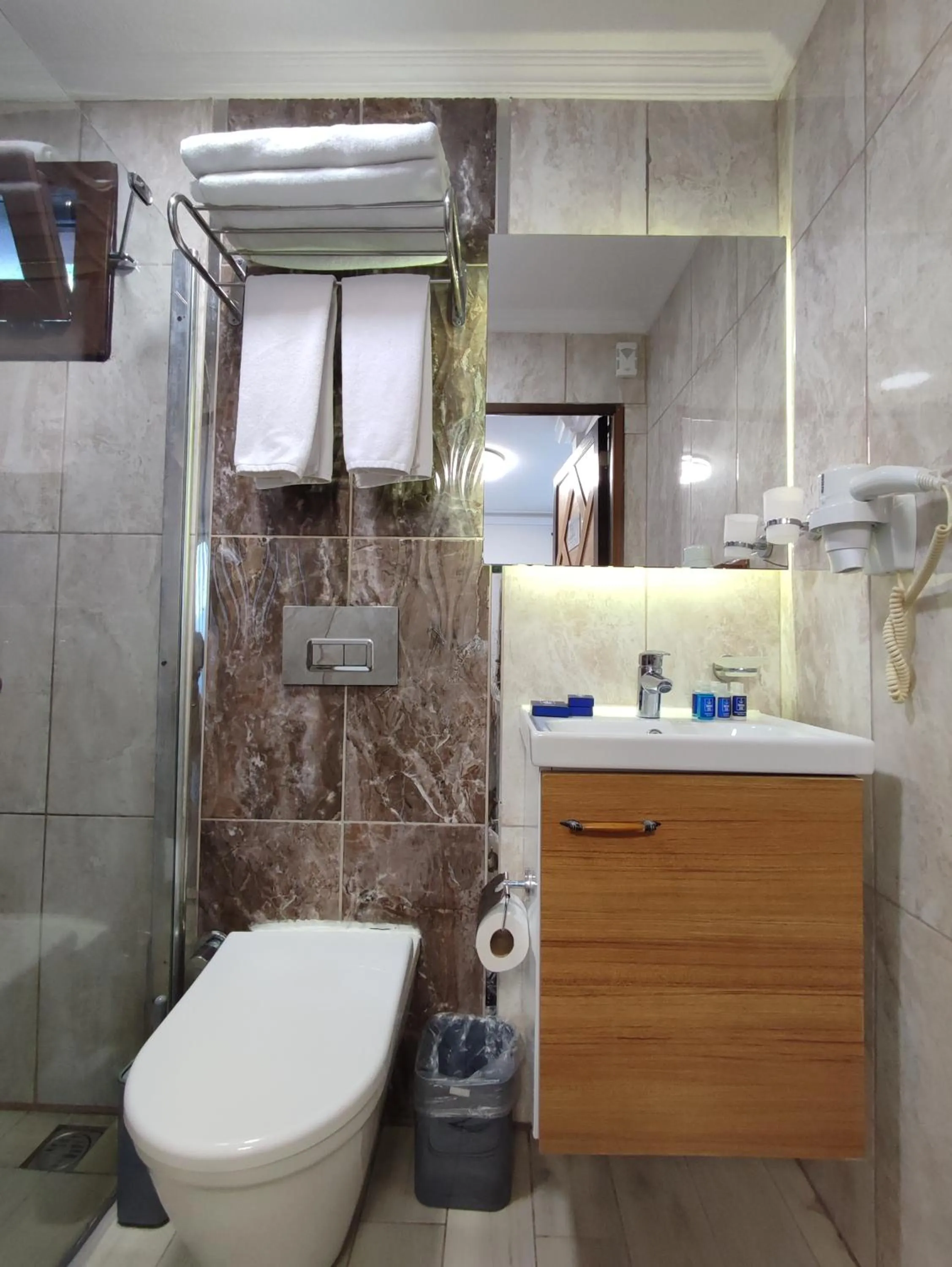 Bathroom in İskelem Otel
