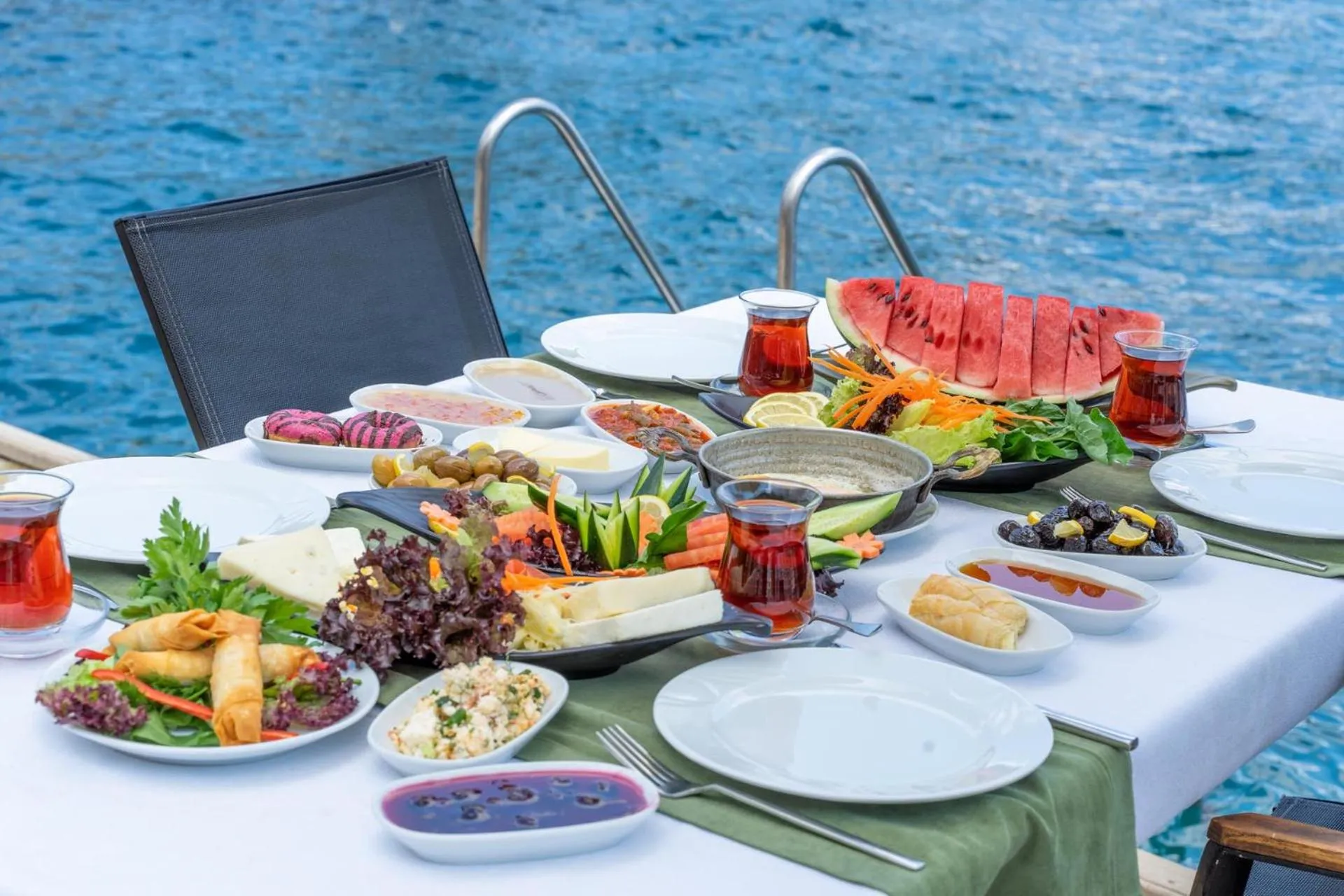 Restaurant/places to eat in İskelem Otel