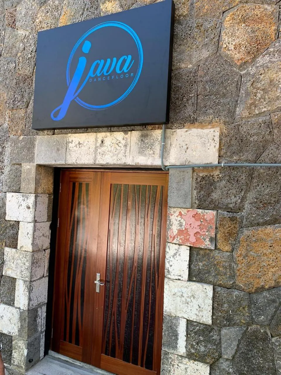 Evening entertainment in Crystals Beach Resort Belle Mare, a member of Radisson Individuals