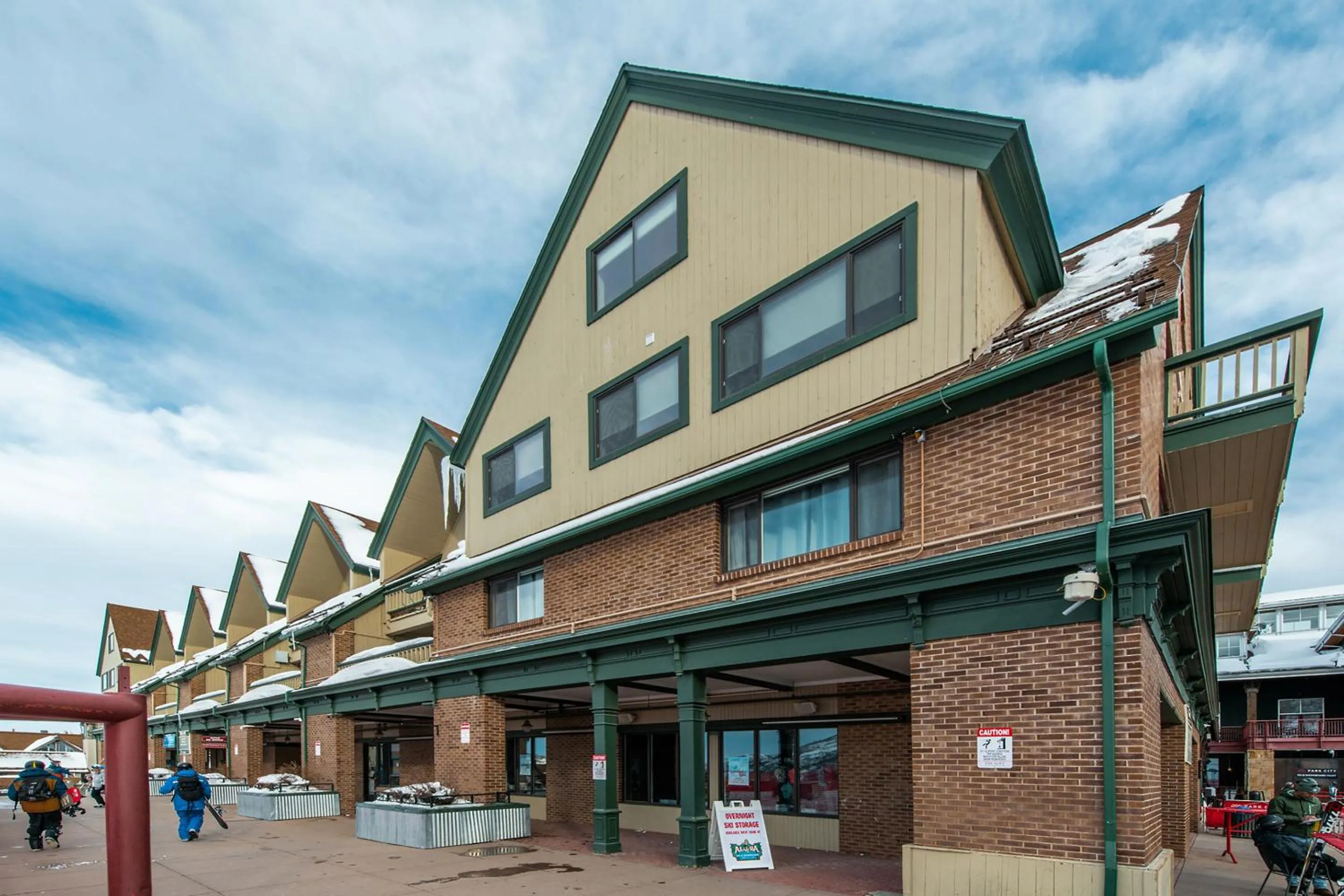Property building in The Loft at Mountain Village by All Seasons Resort Lodging
