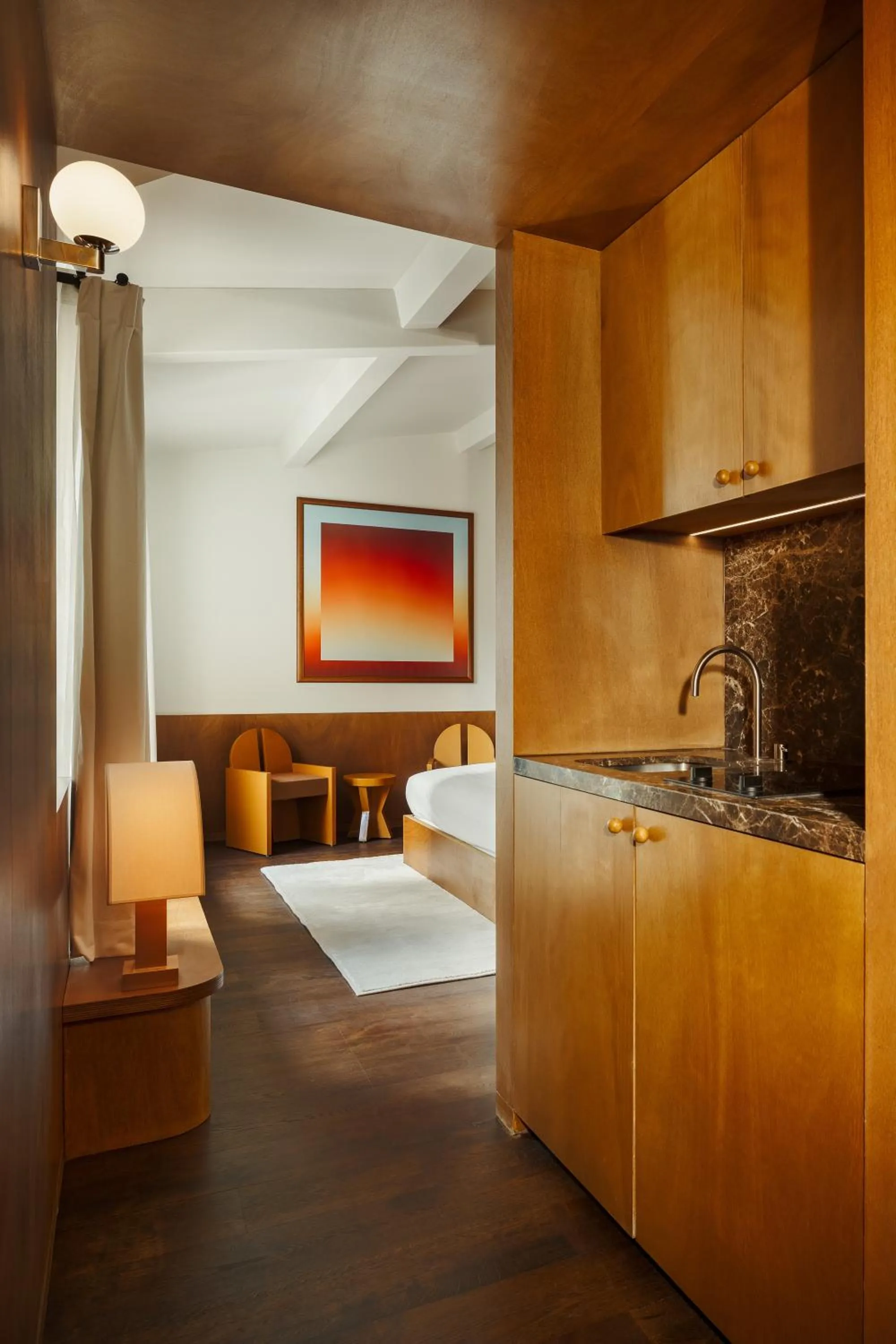 Coffee/tea facilities, Bed in Edgar Suites - Bouchardon