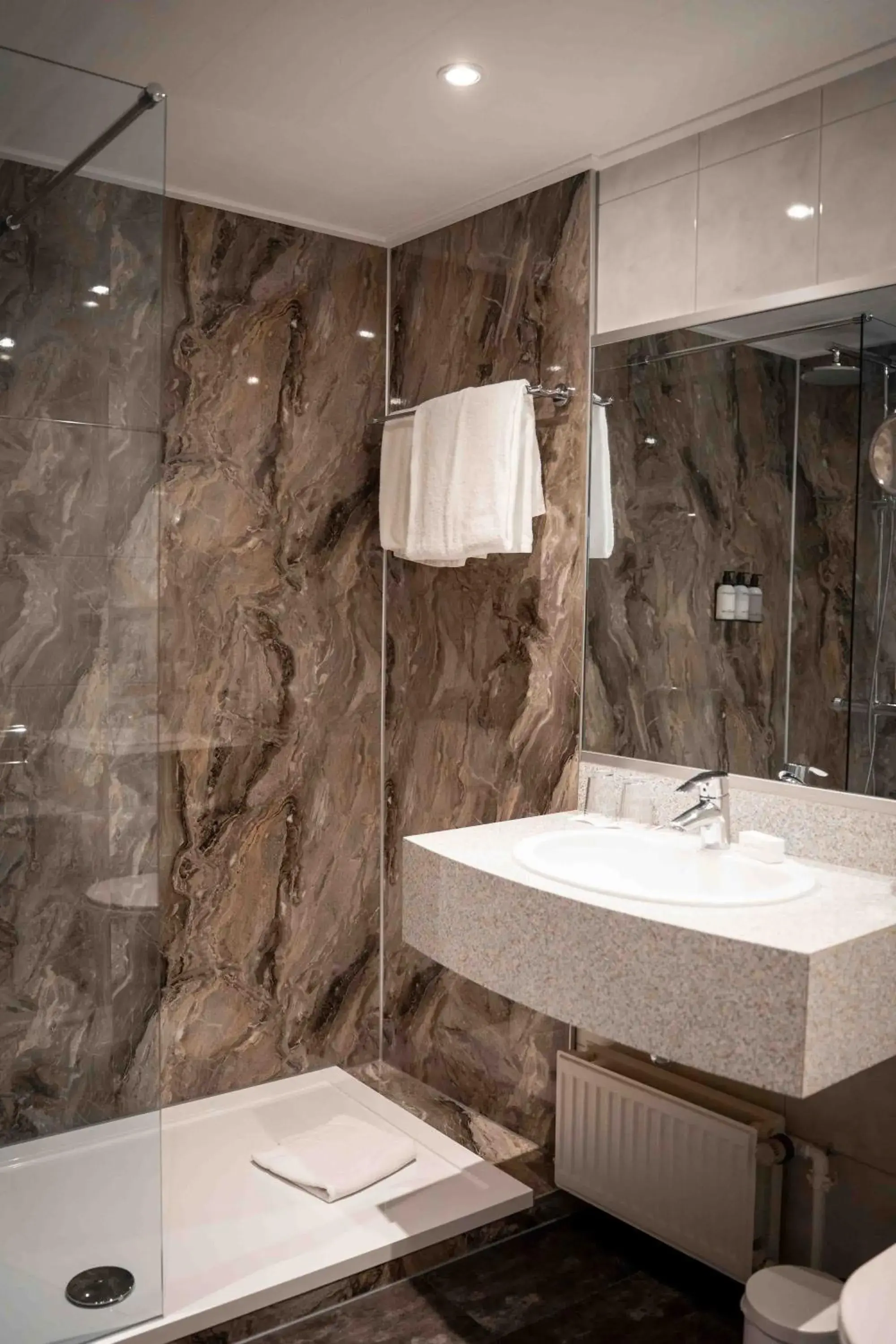 Wonderful Valley Comfort Room with Balcony in Boutique Hotel Slenaker Vallei - Buitengewoongenieten Wonderful Valley Comfort Room with Balcony in Boutique Hotel Slenaker Vallei - Buitengewoongenieten