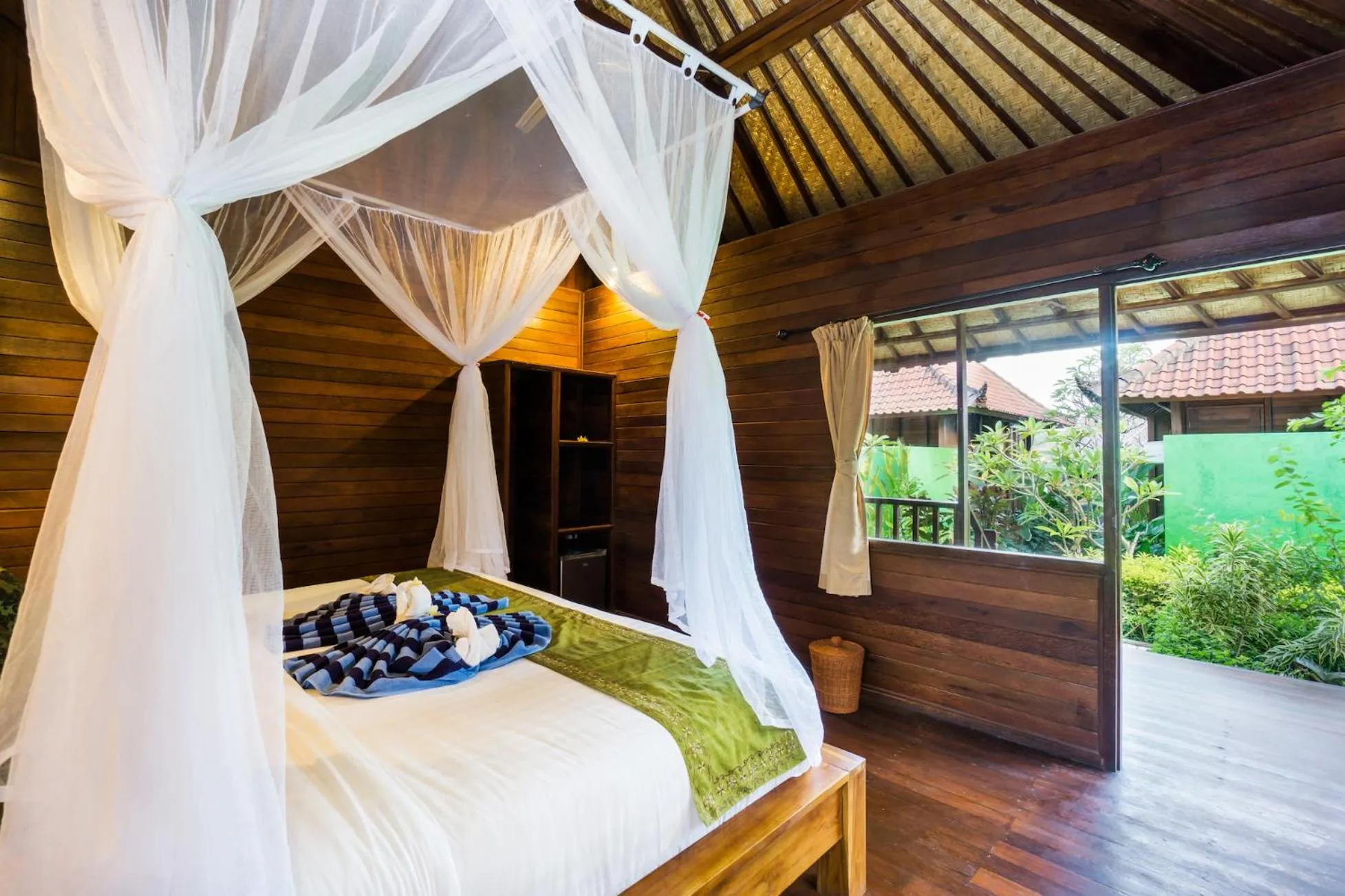 Bed in Laguna Reef Huts