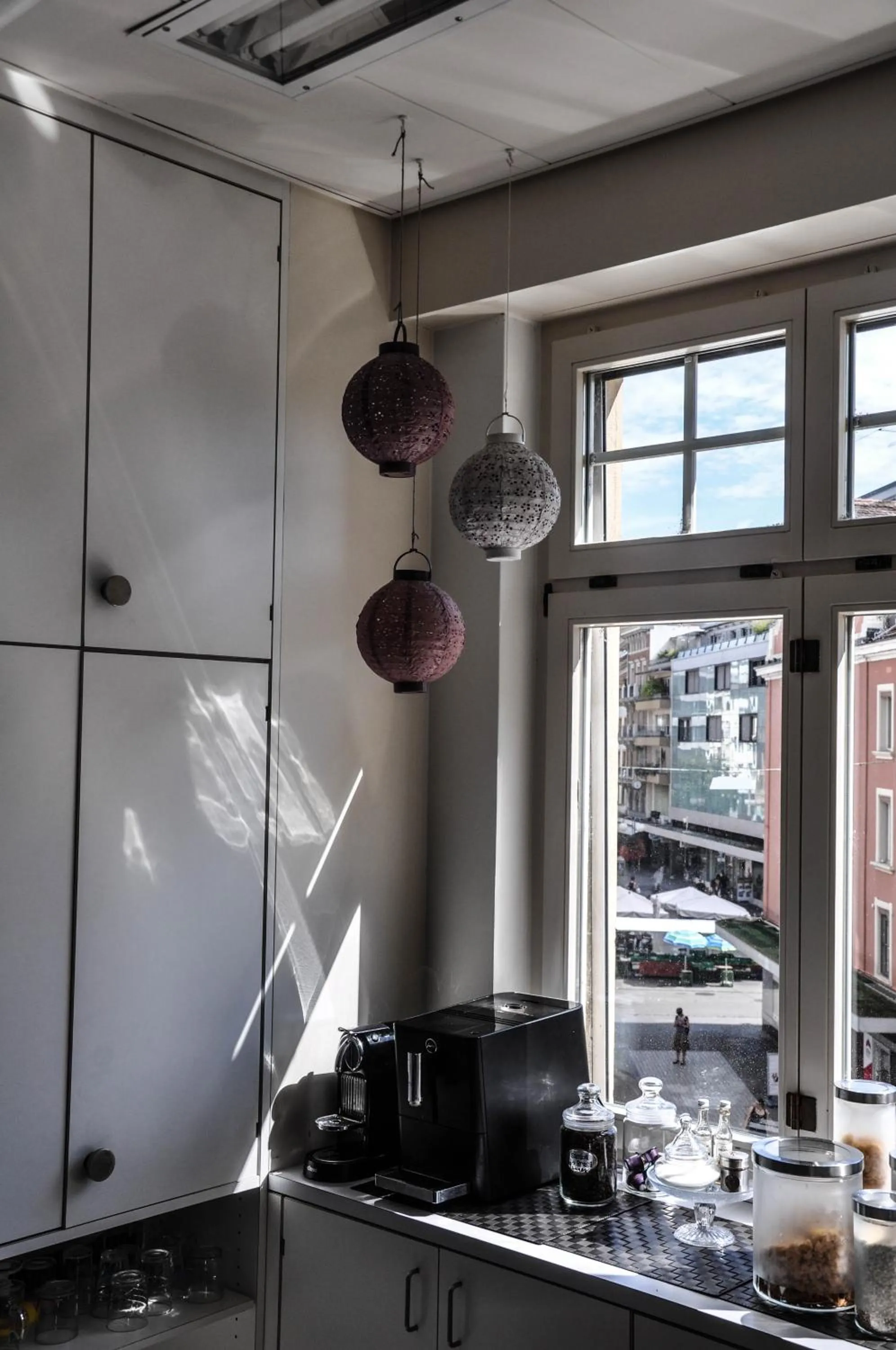 Coffee/tea facilities in B&B im Herzen von Biel