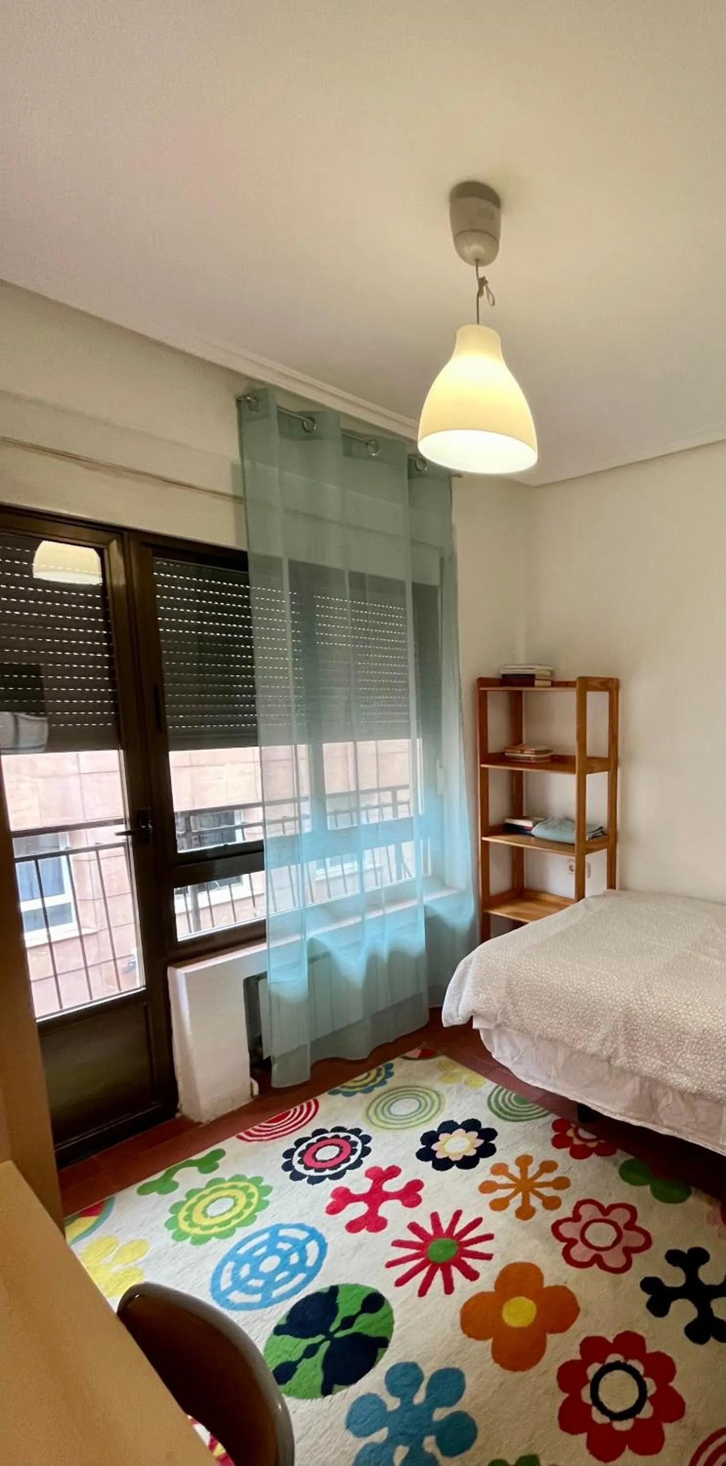 Bed in Roomin Hostel