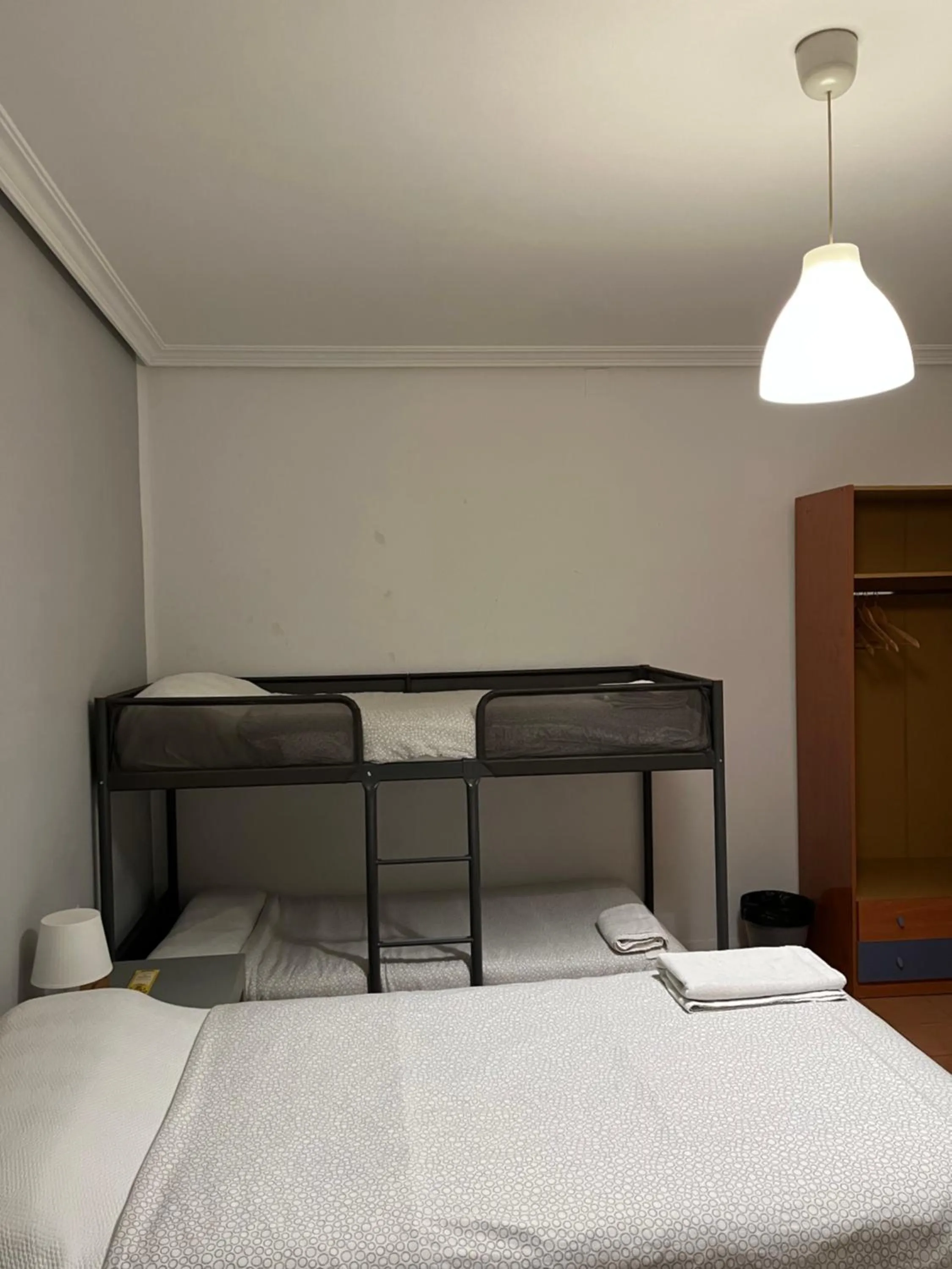 Bed in Roomin Hostel