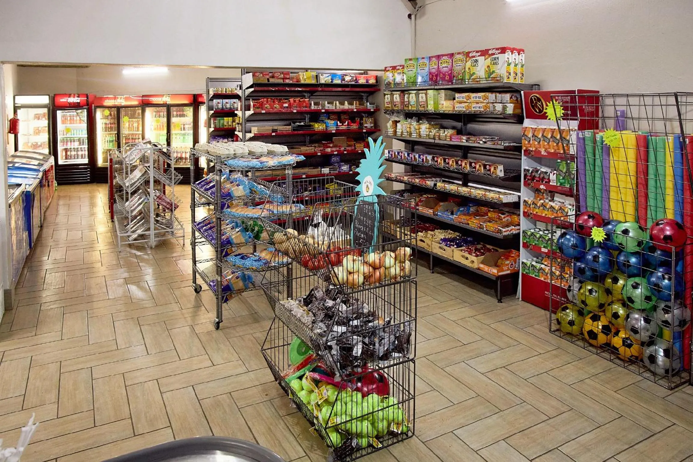 On-site shops in First Group Magalies Park