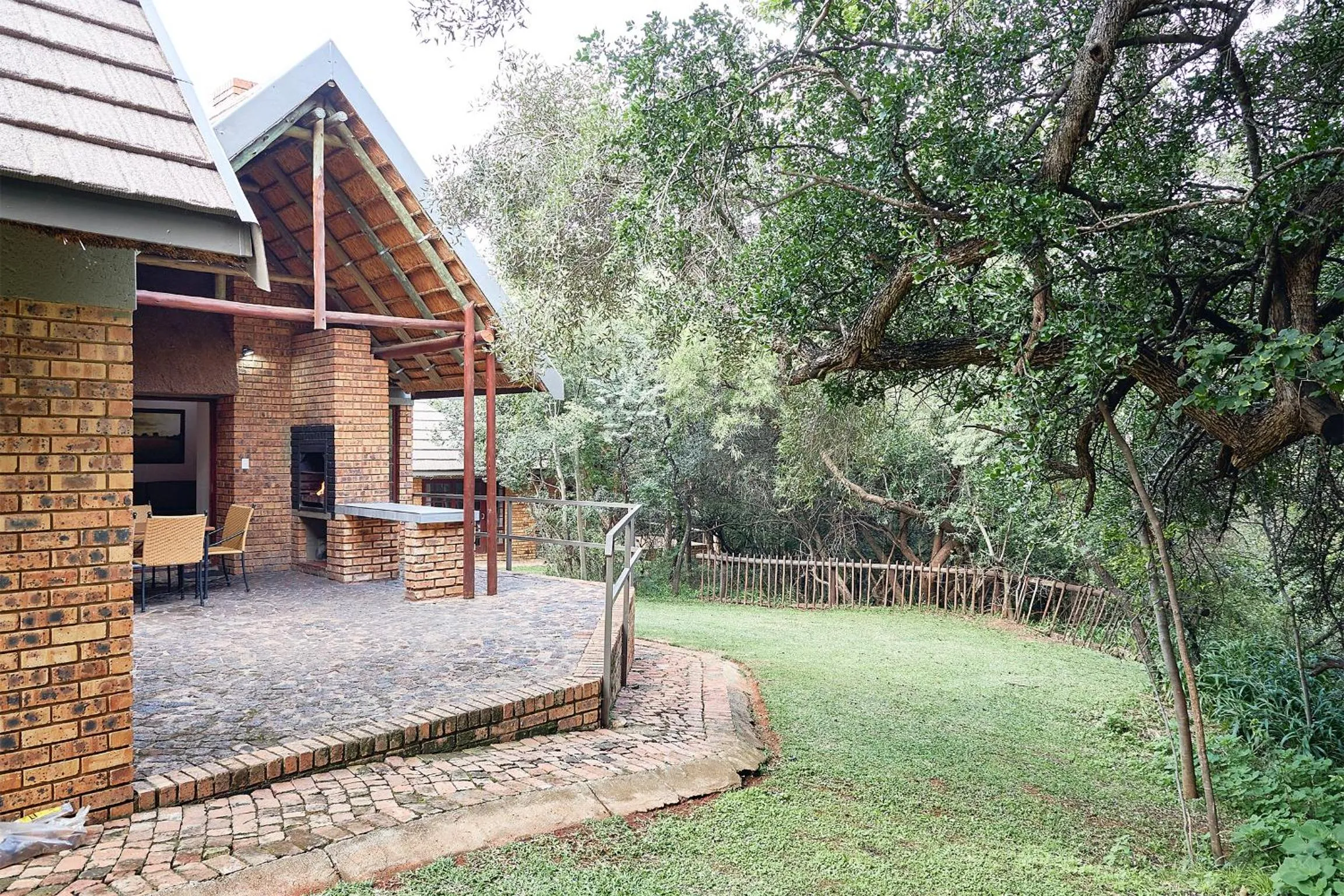 Patio in First Group Magalies Park
