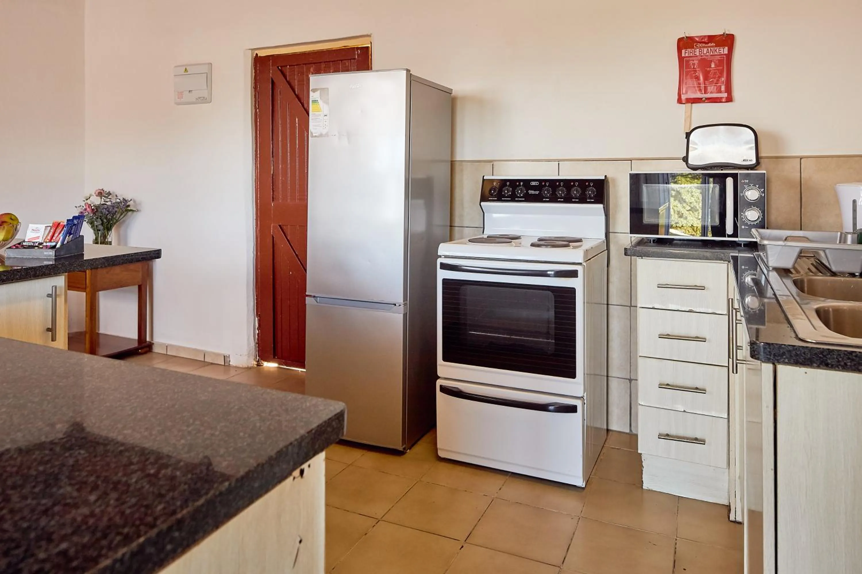 Kitchen or kitchenette in First Group Hole in the Wall