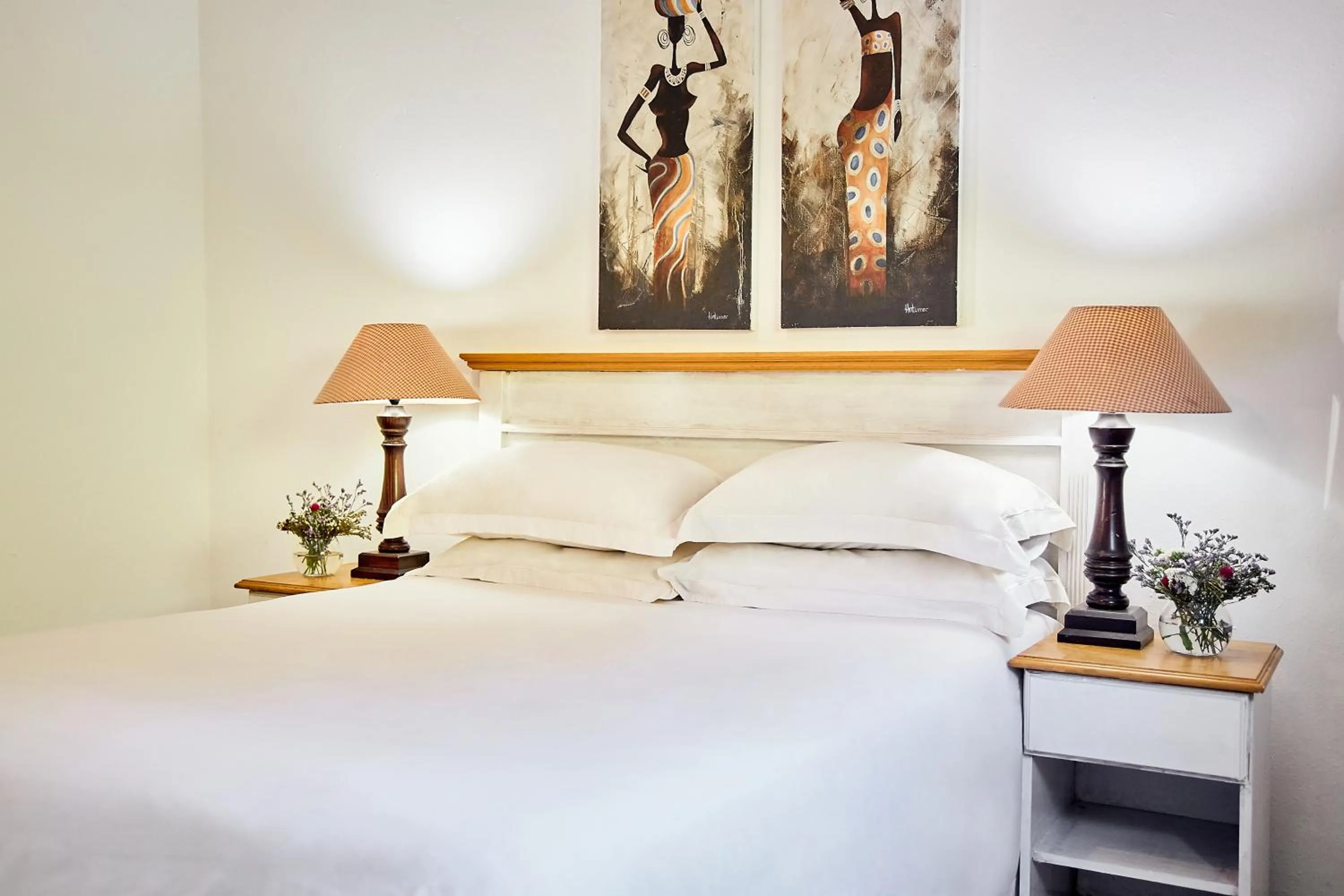 Bed in First Group Hole in the Wall