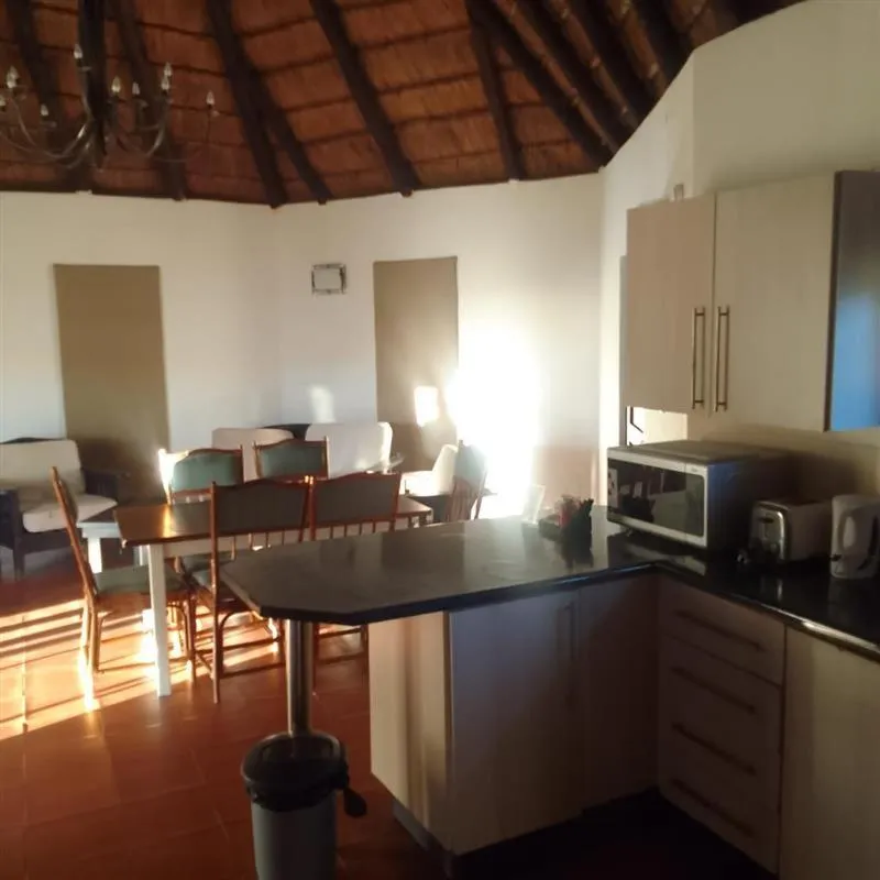 Kitchen or kitchenette in First Group Hole in the Wall