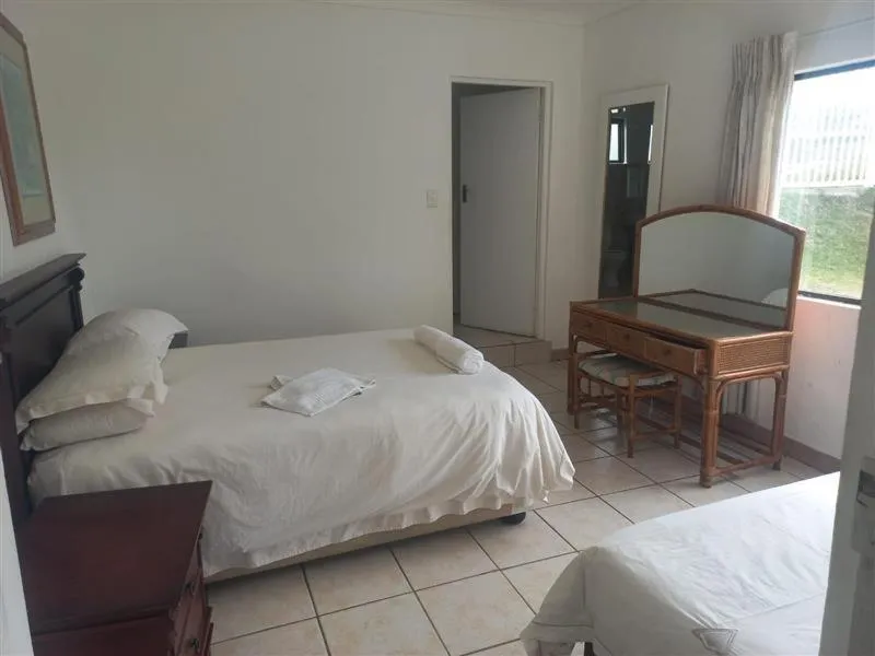 Bed in First Group Hole in the Wall