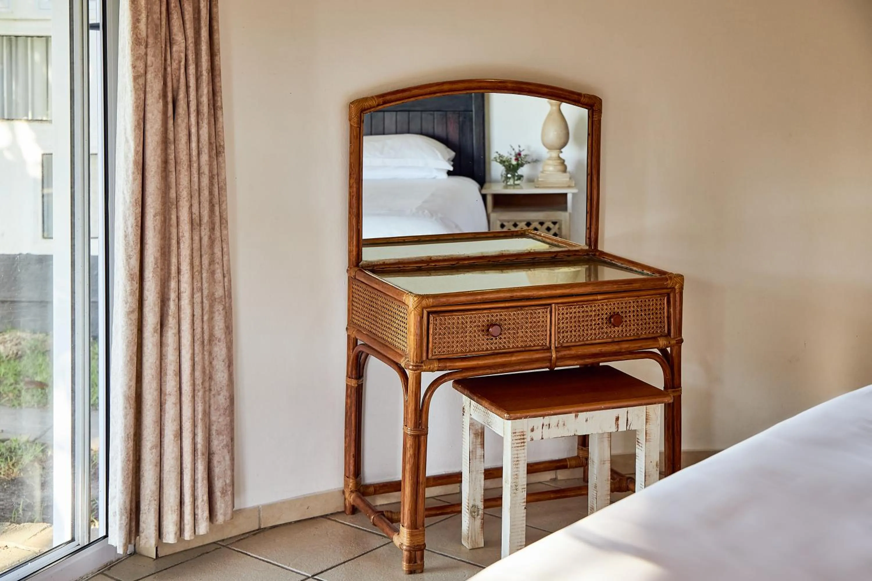 Bed in First Group Hole in the Wall