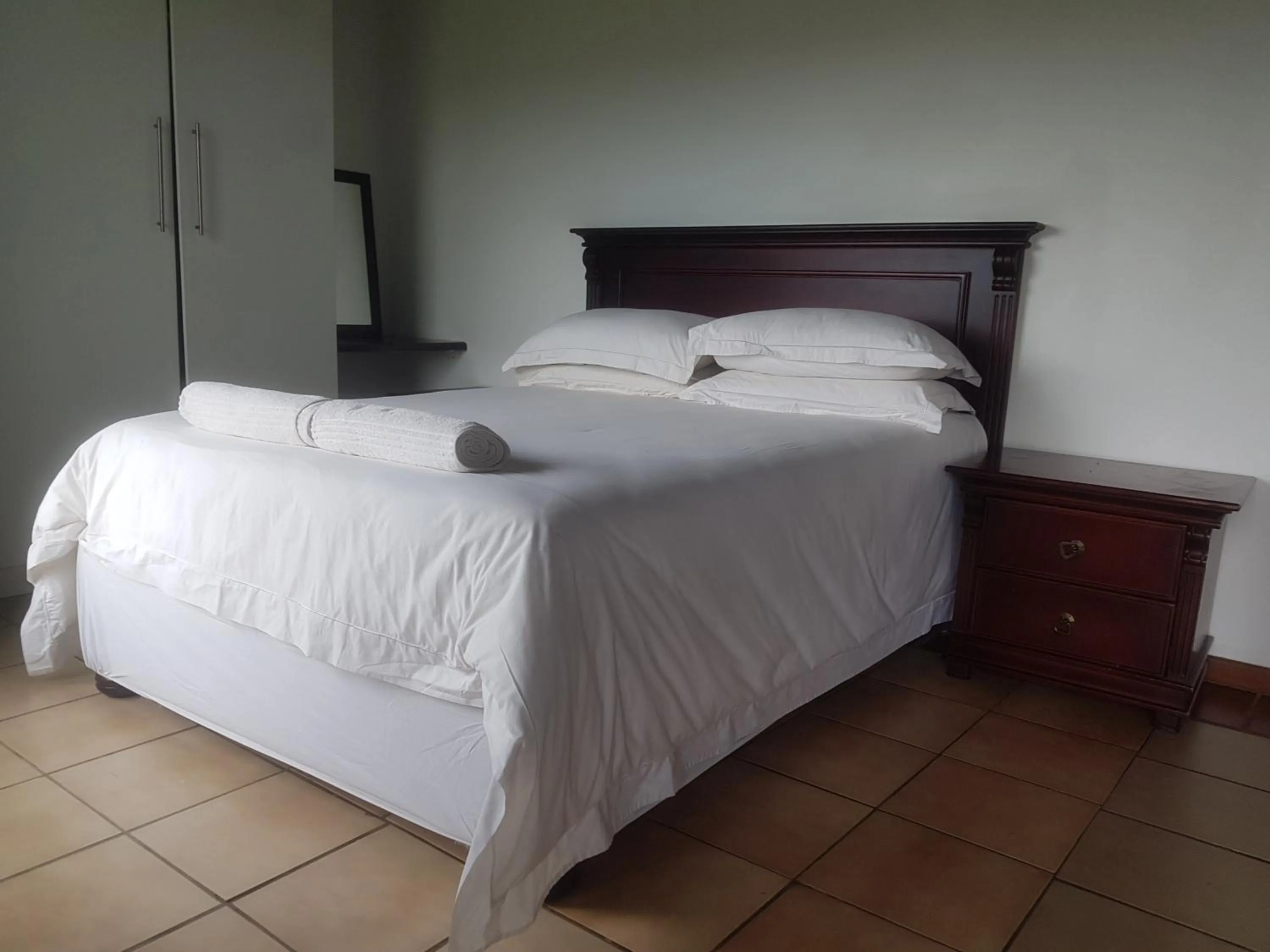 Bed in First Group Hole in the Wall