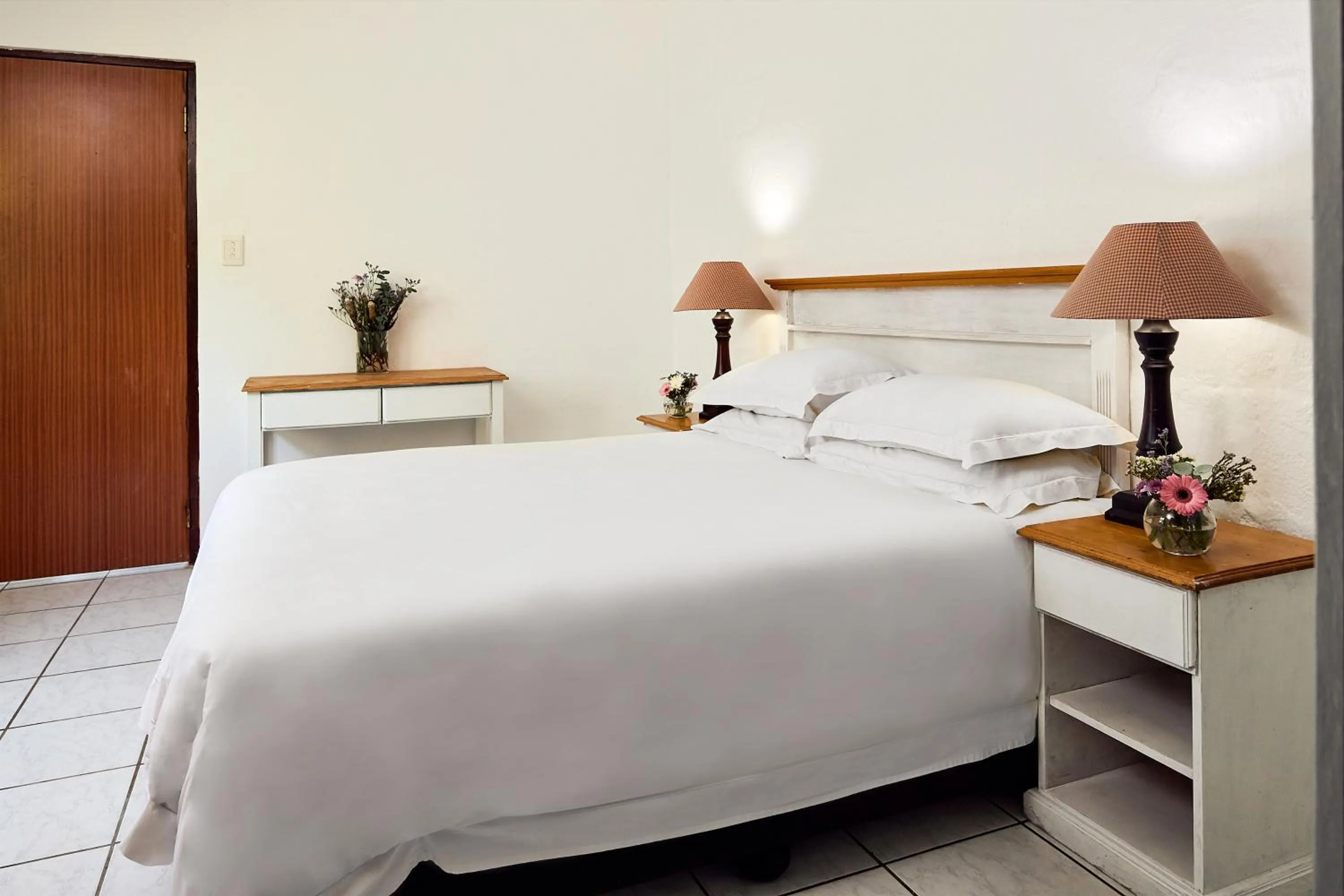 Bed in First Group Hole in the Wall