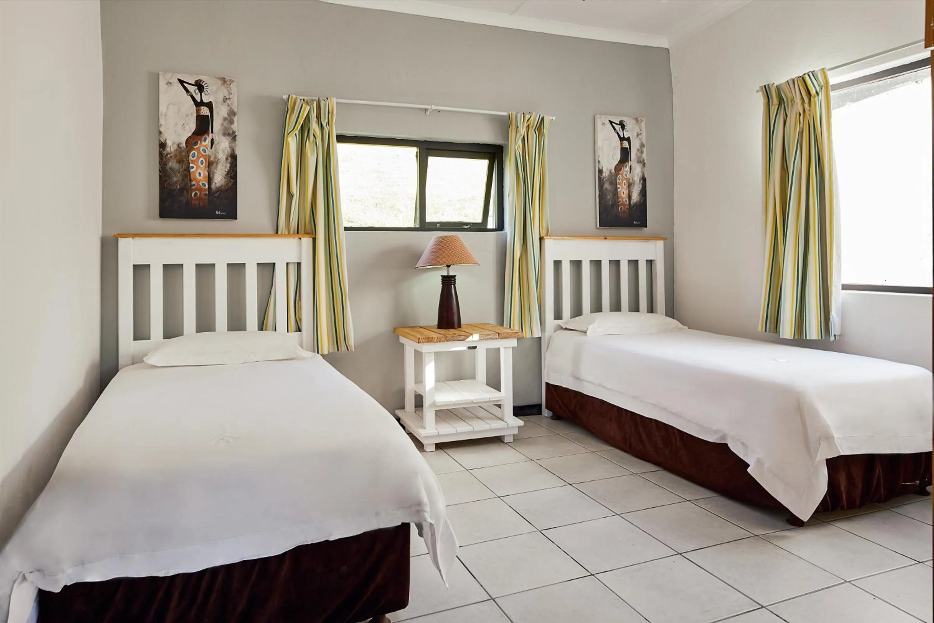 Bed in First Group Hole in the Wall