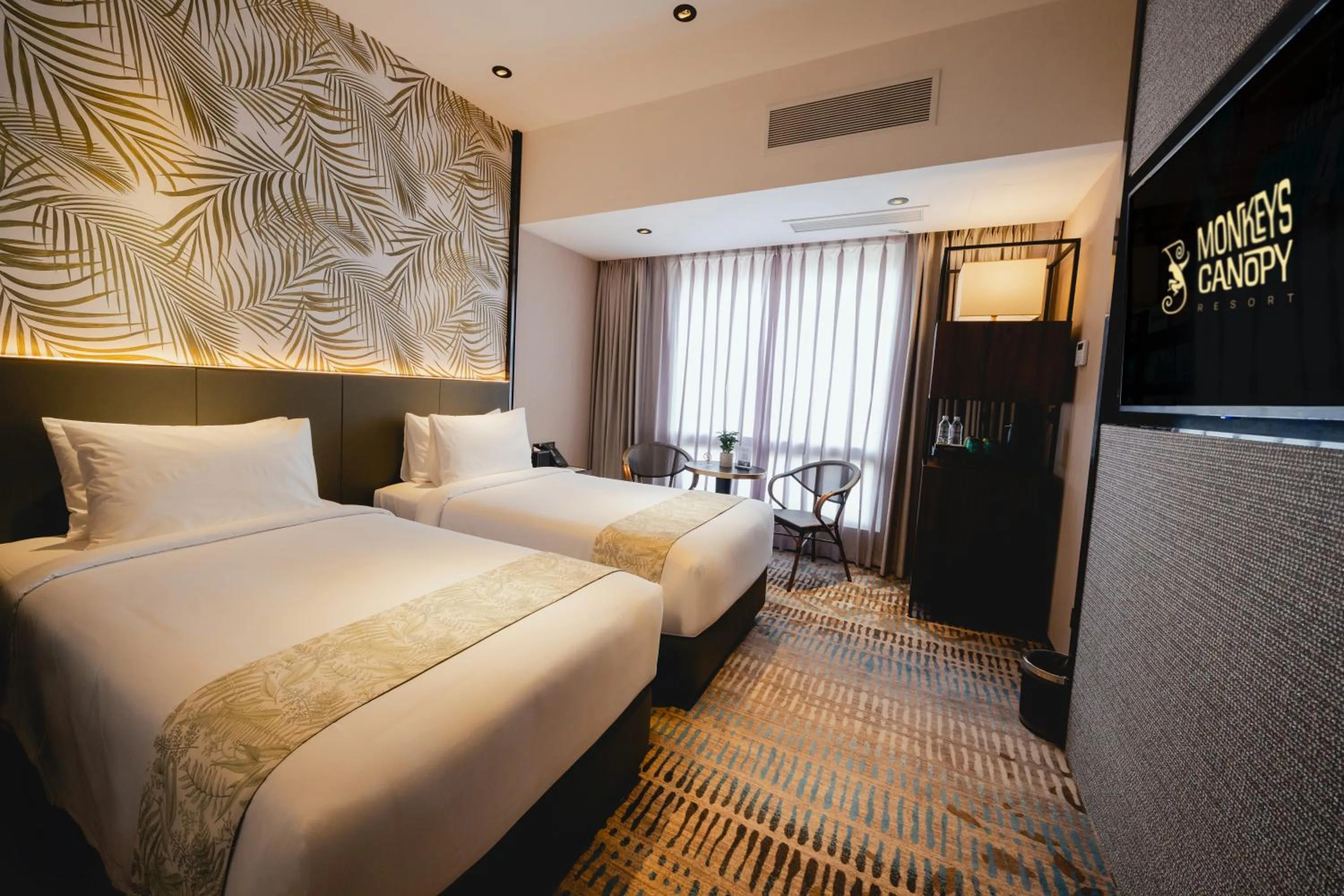 Bedroom, Bed in Monkeys Canopy Resort