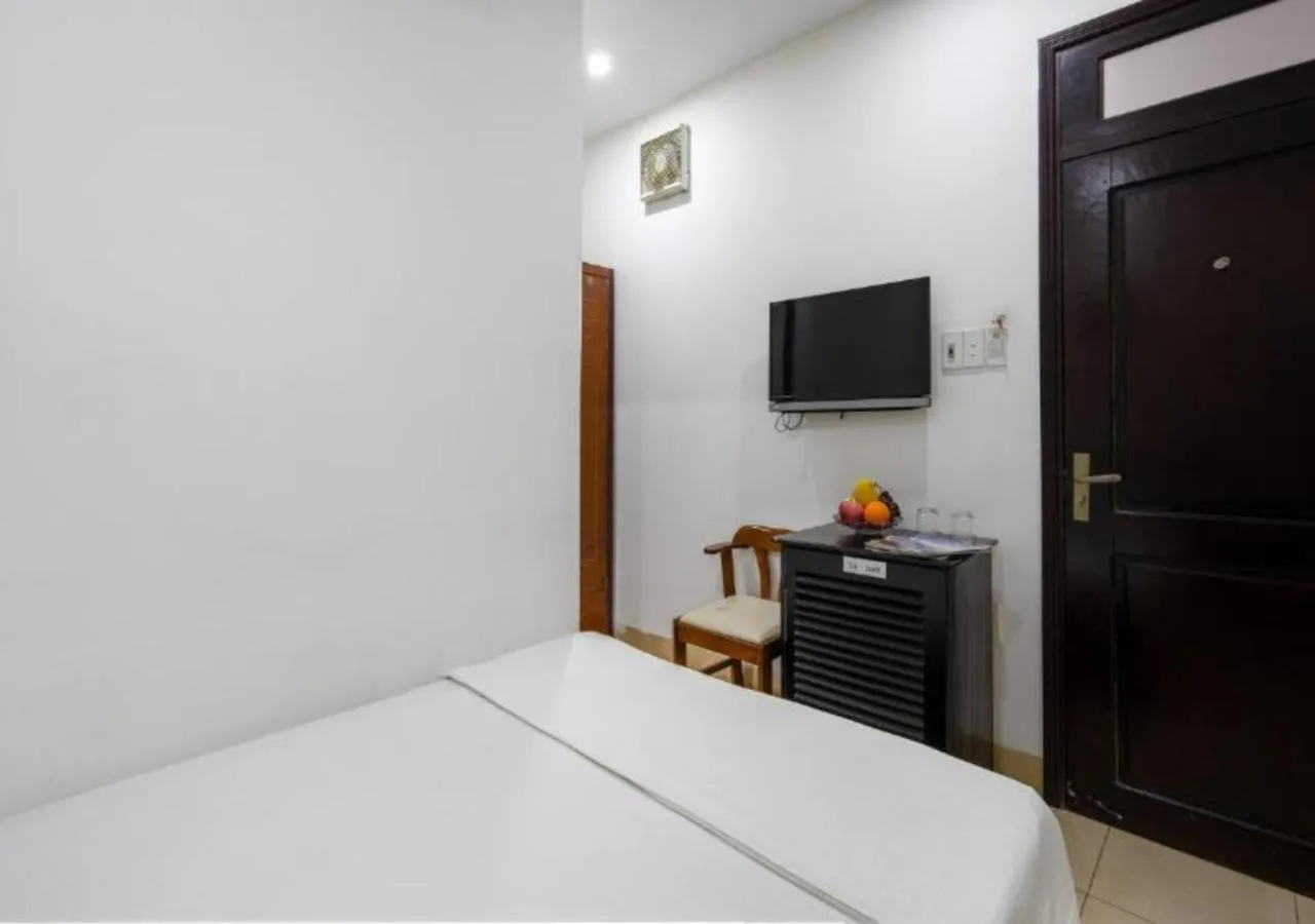 Communal lounge/ TV room, Bed in Lotus Rock Hotel Đà Nẵng