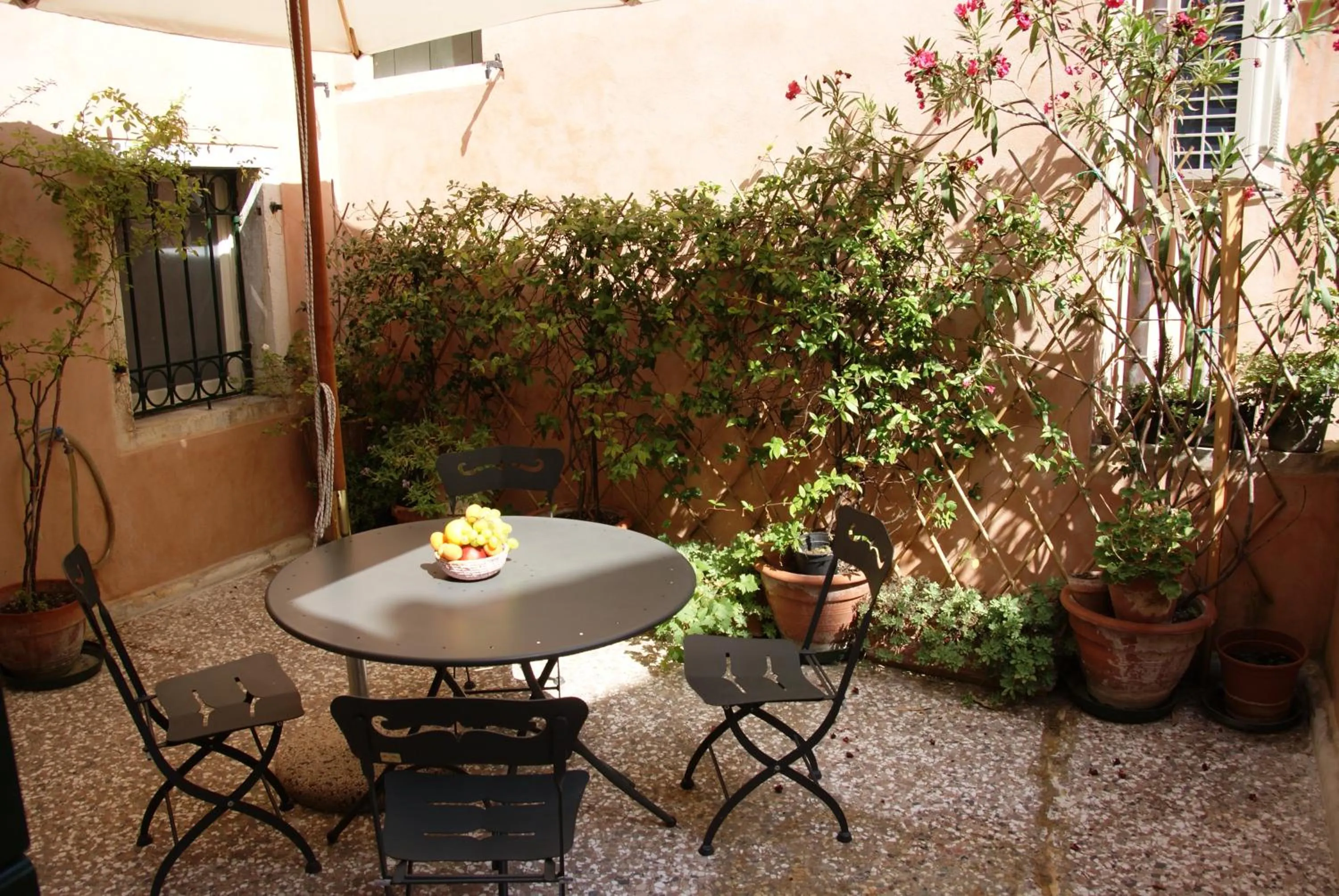 Patio in Palazzetto San Lio, Rialto