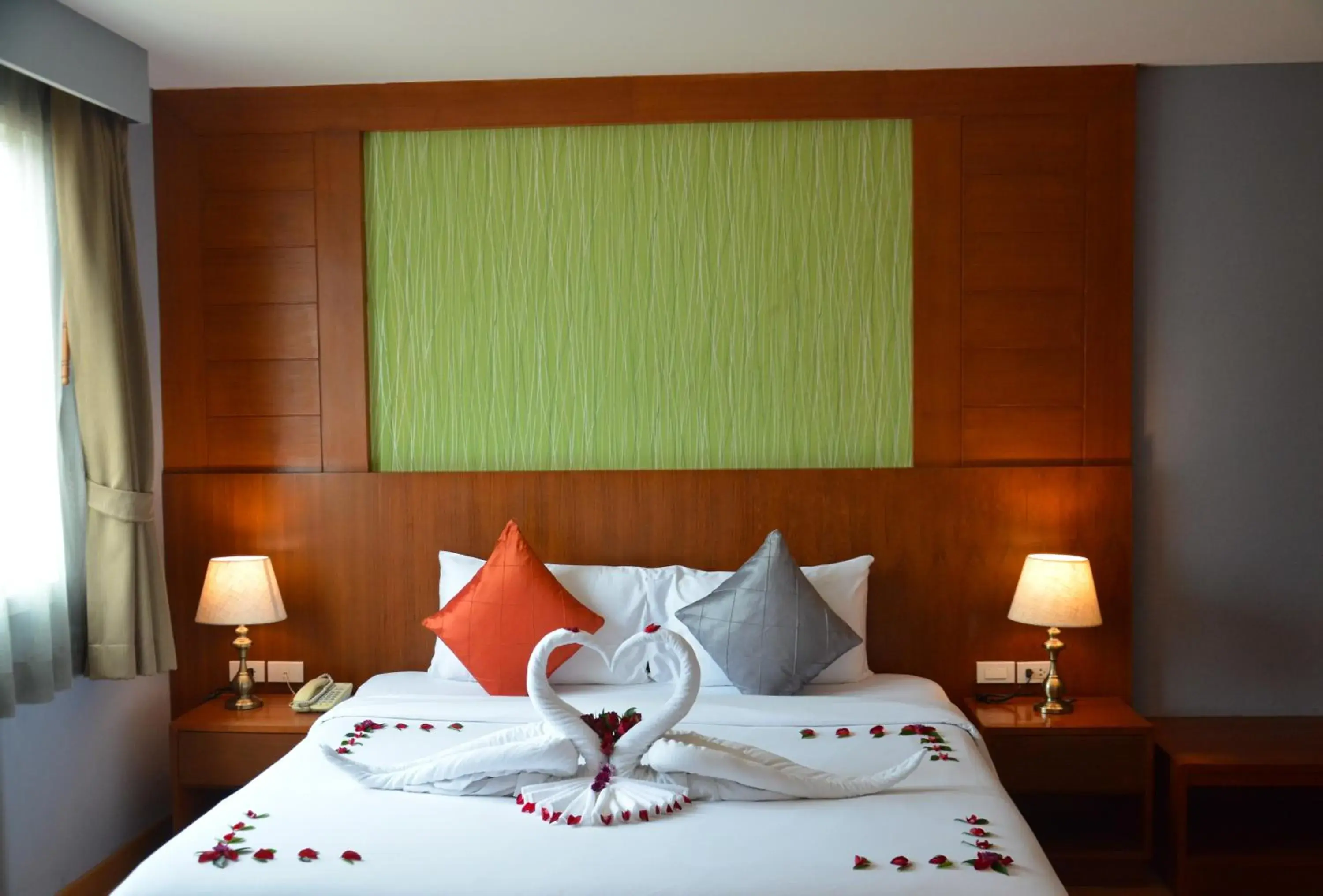 Deluxe Suite King - City View in Elite Suites Patong Deluxe Suite King - City View in Elite Suites Patong