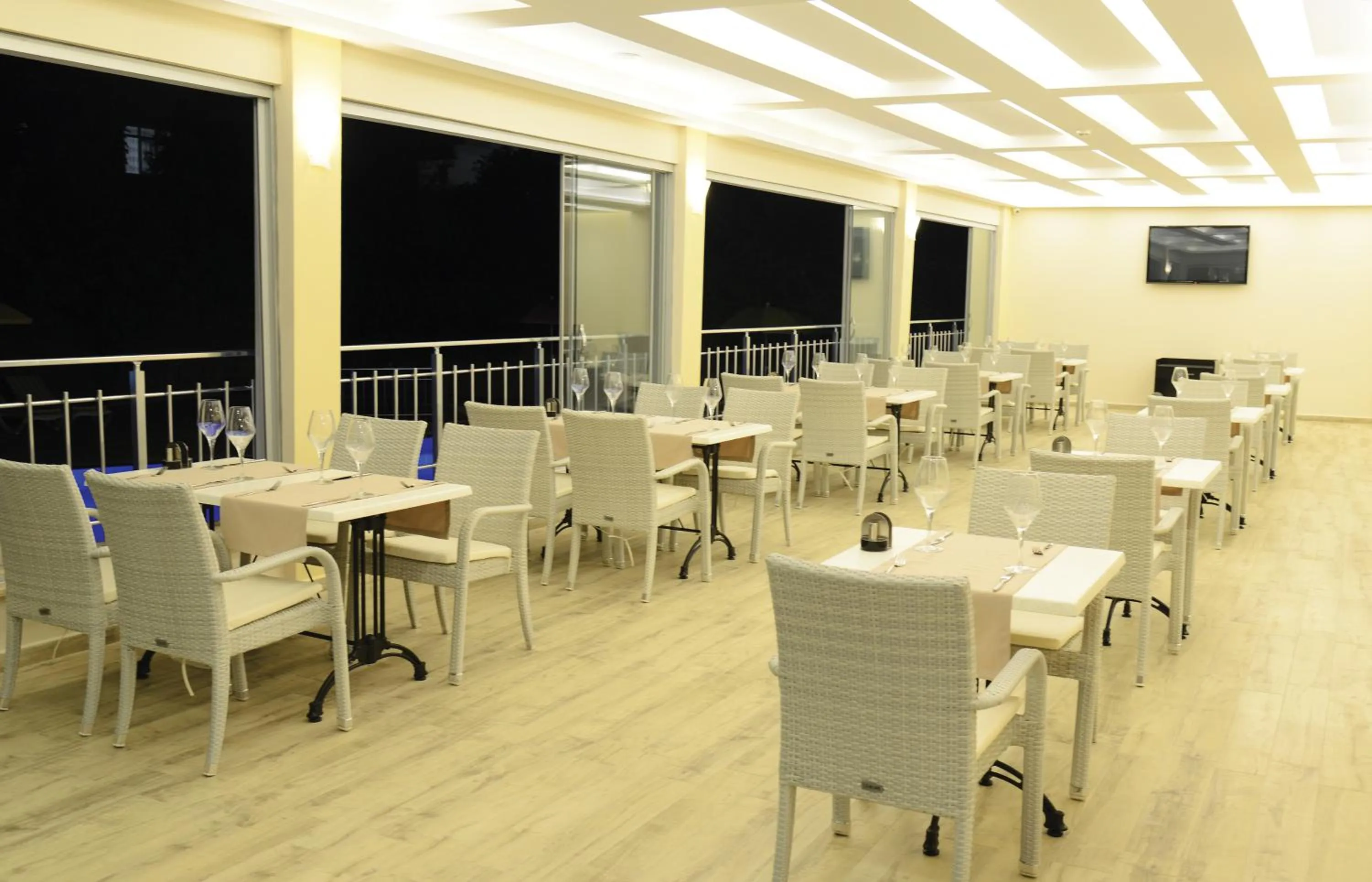 Restaurant/places to eat in Ozgur Bey Spa Hotel
