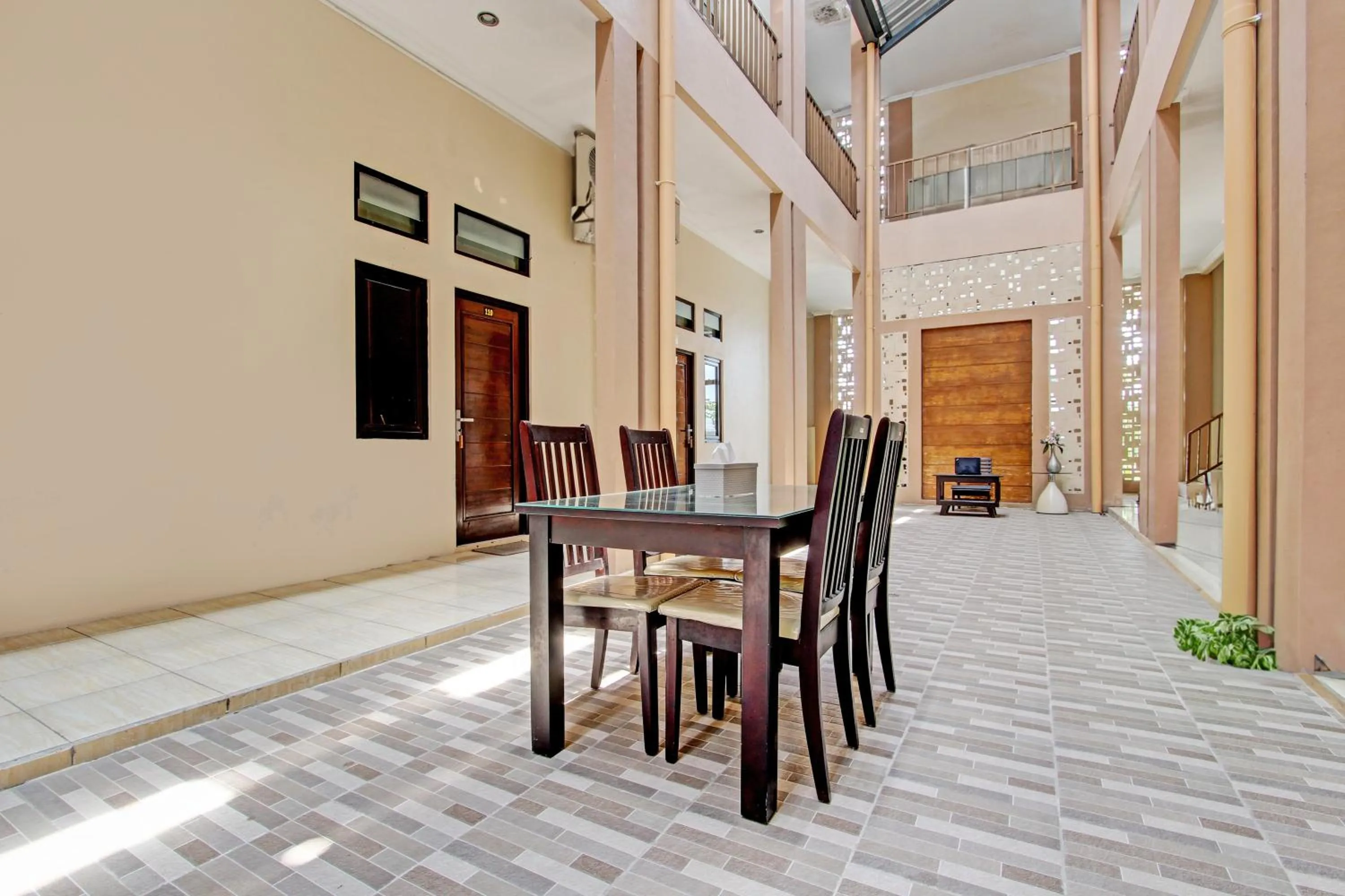 Lobby or reception in Super OYO Capital O 93204 Hotel Mulia Dua Syariah