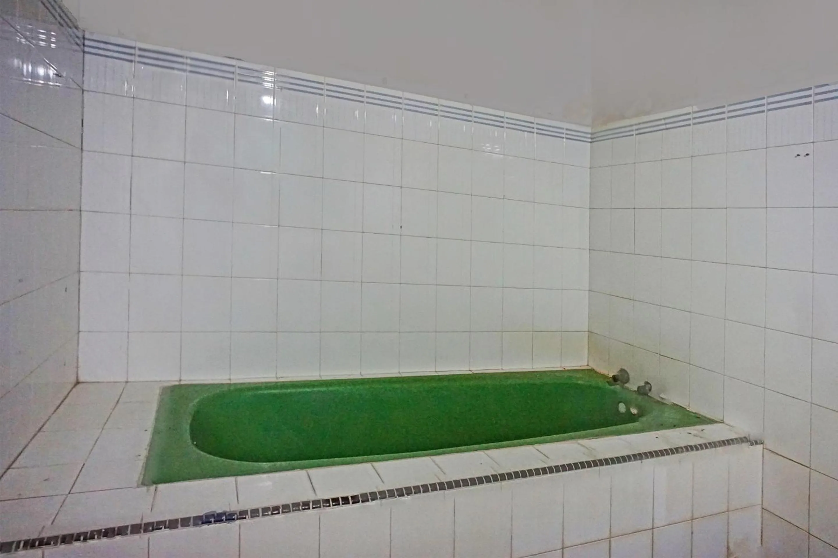 Bathroom in Hotel O Triarga