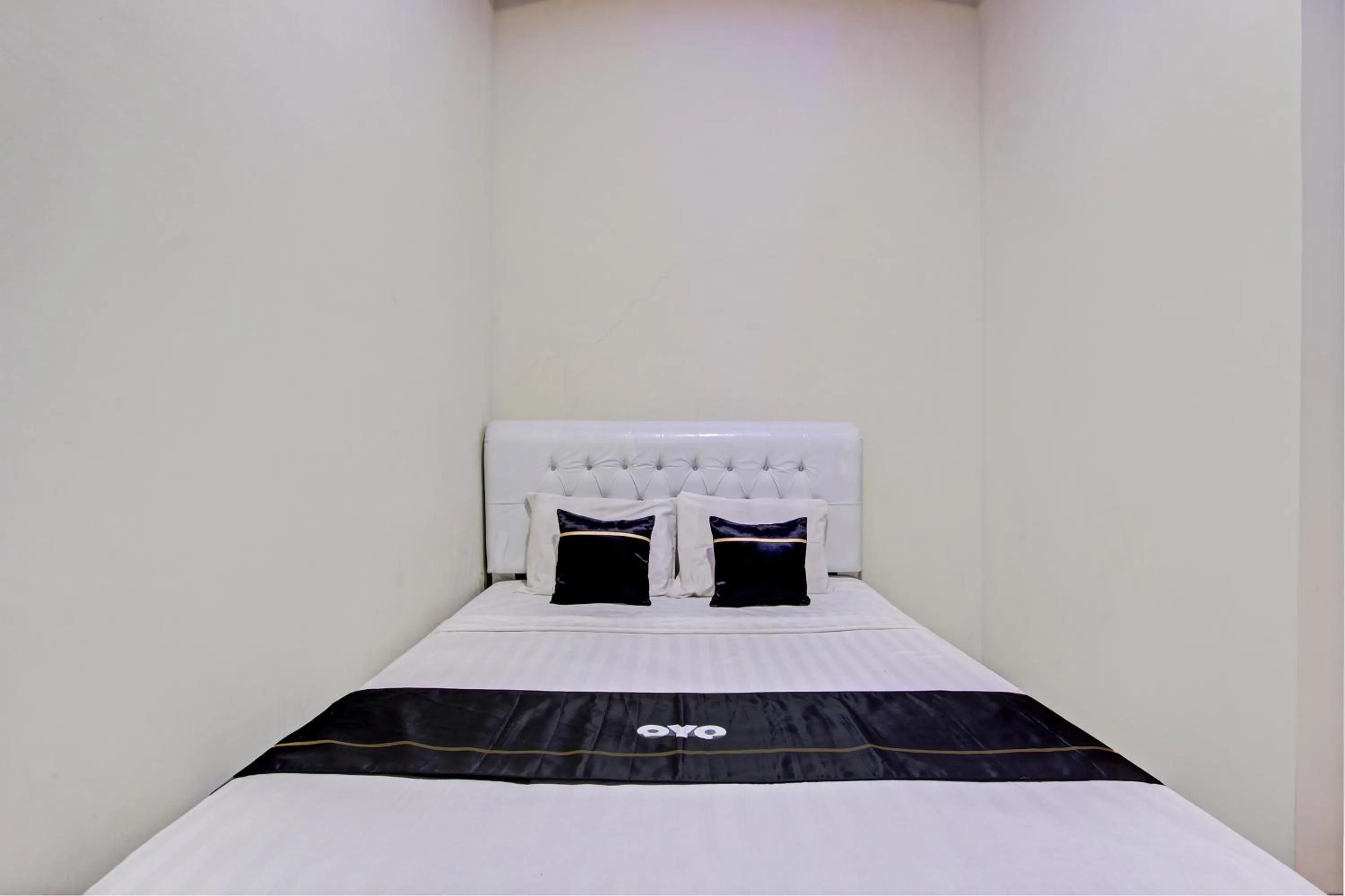 Bedroom in Capital O 93244 Angkasa Inn