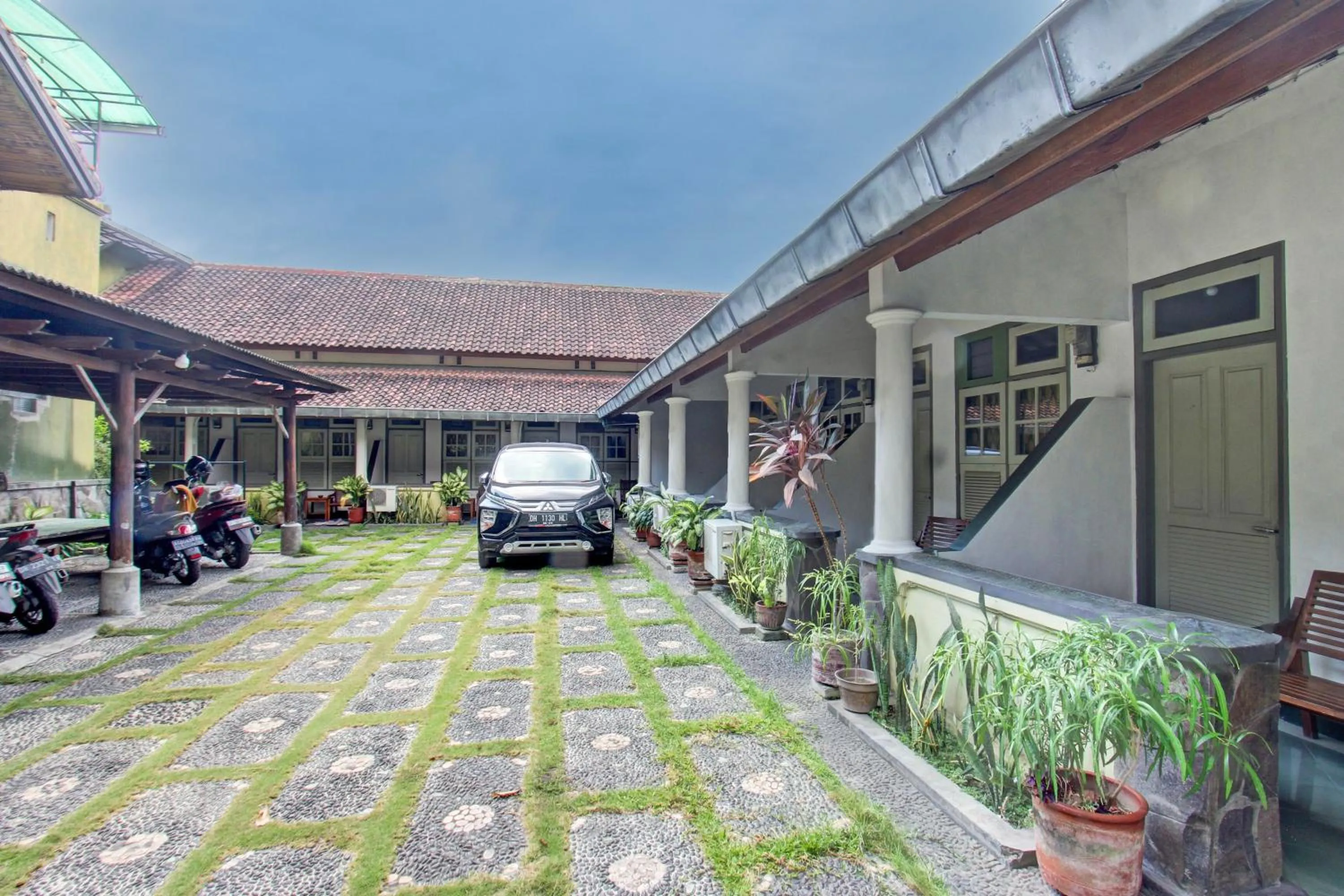 Lobby or reception in OYO Life 93247 Pondok Pariwisata
