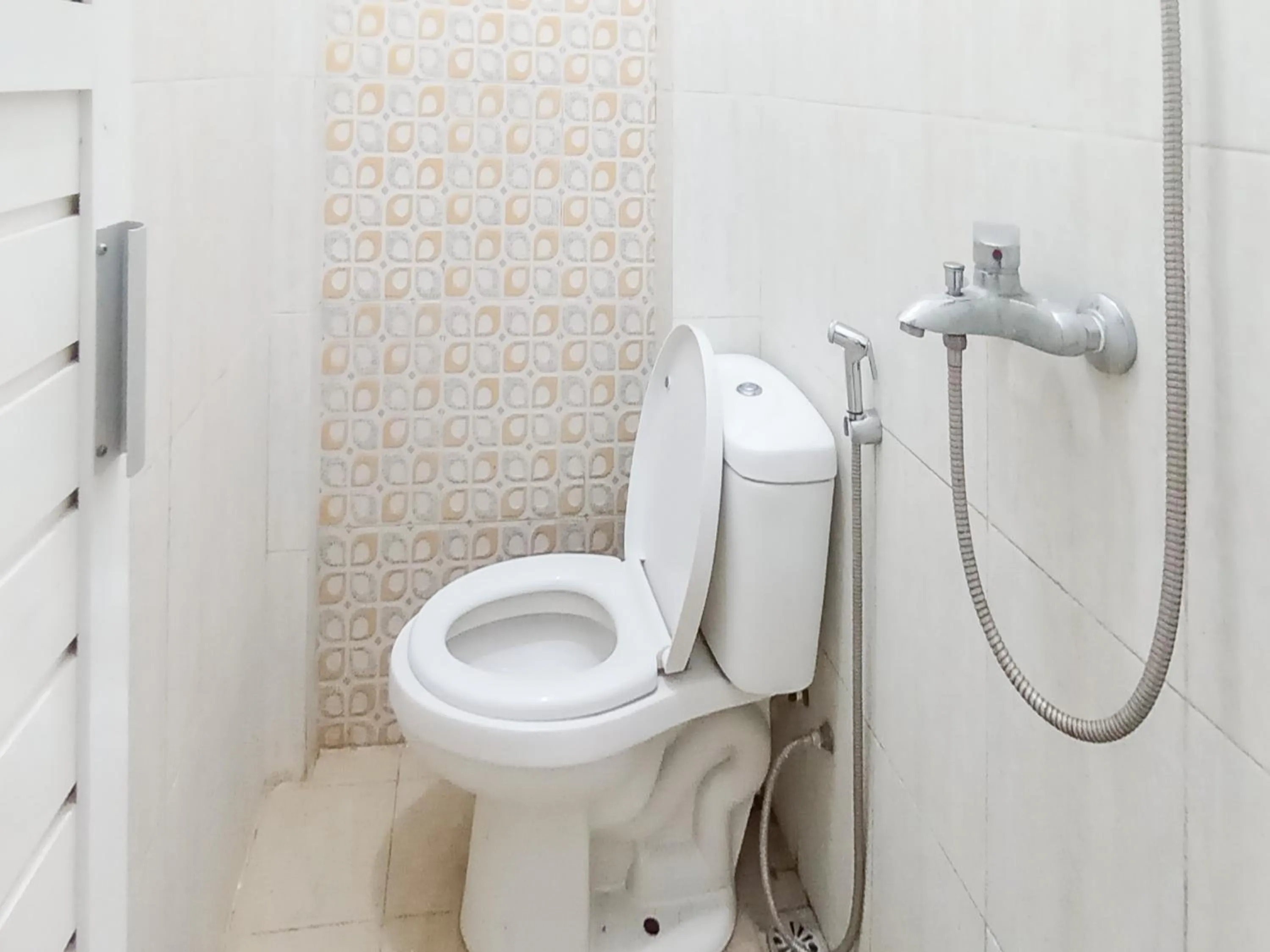 Bathroom in OYO 93253 Guest House Arundaya Syariah