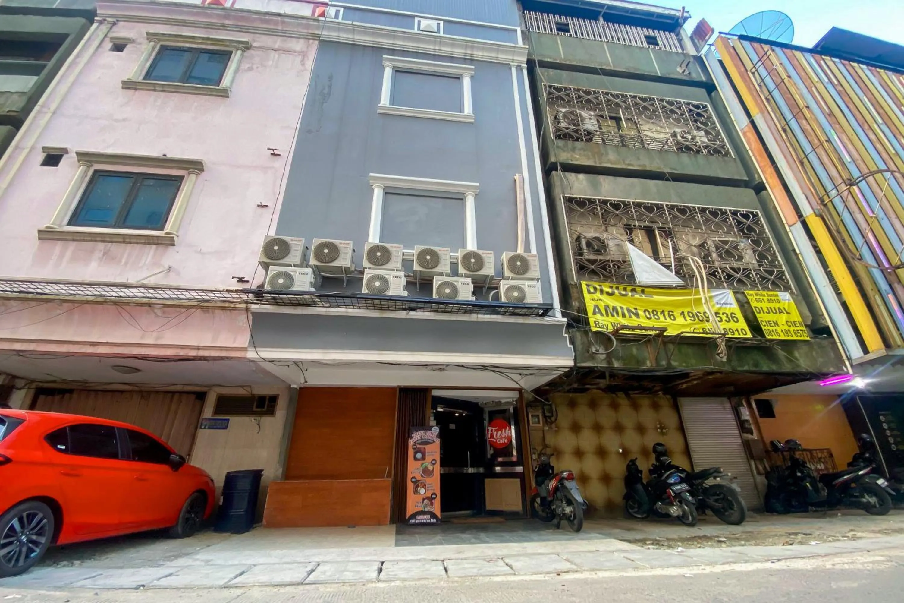 Facade/entrance in Fresh Place RedPartner